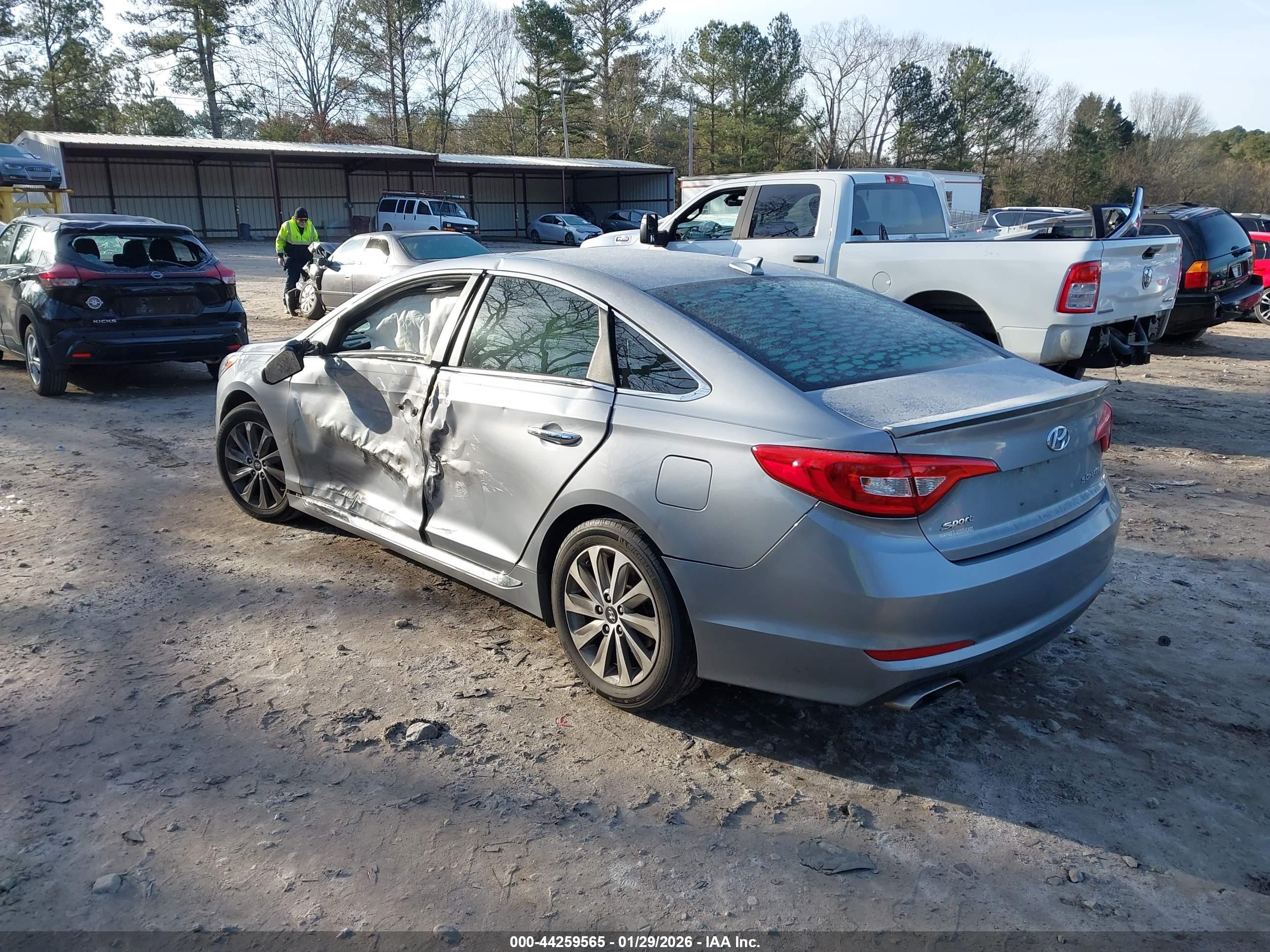 HYUNDAI SONATA image 3