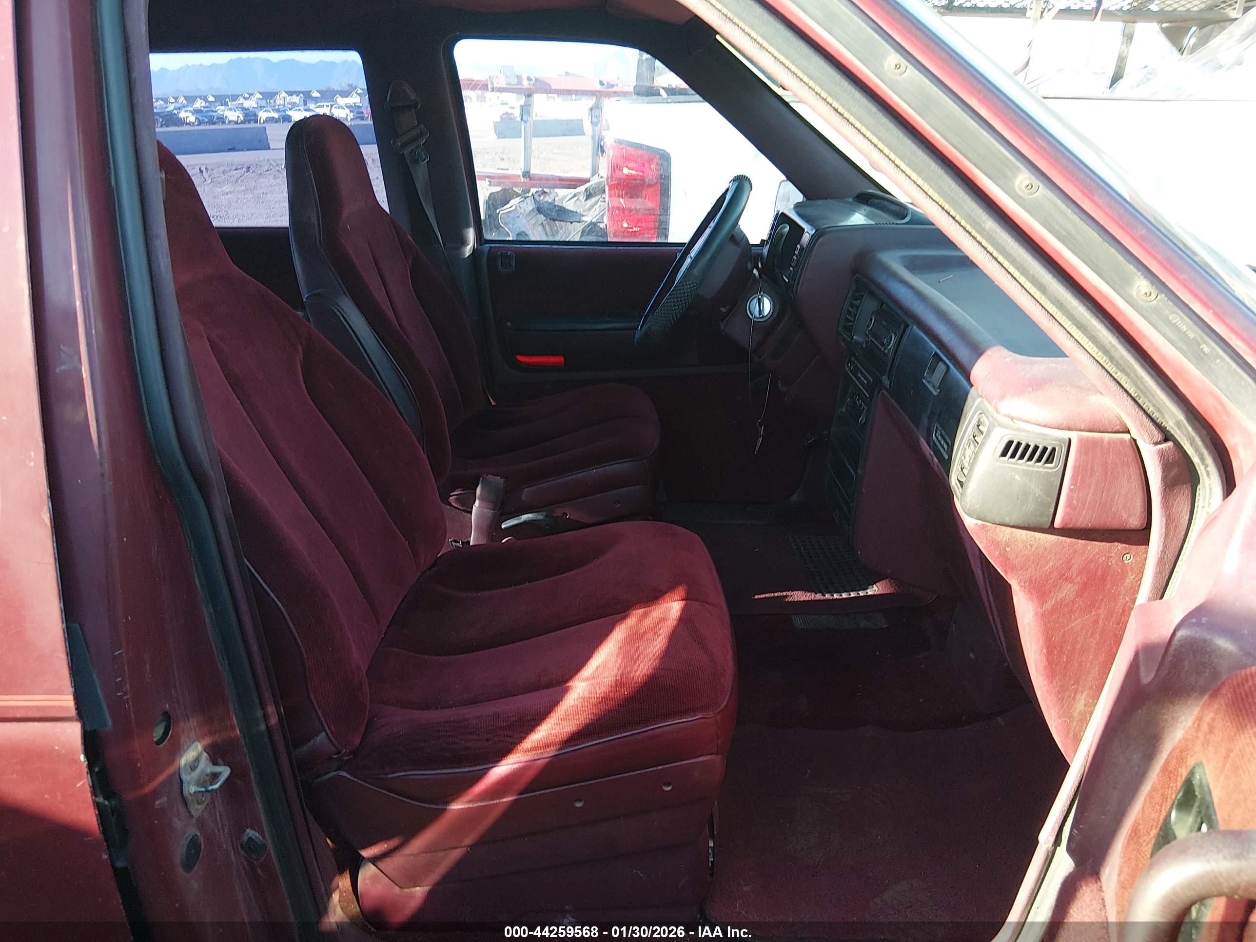 DODGE GRAND image 5