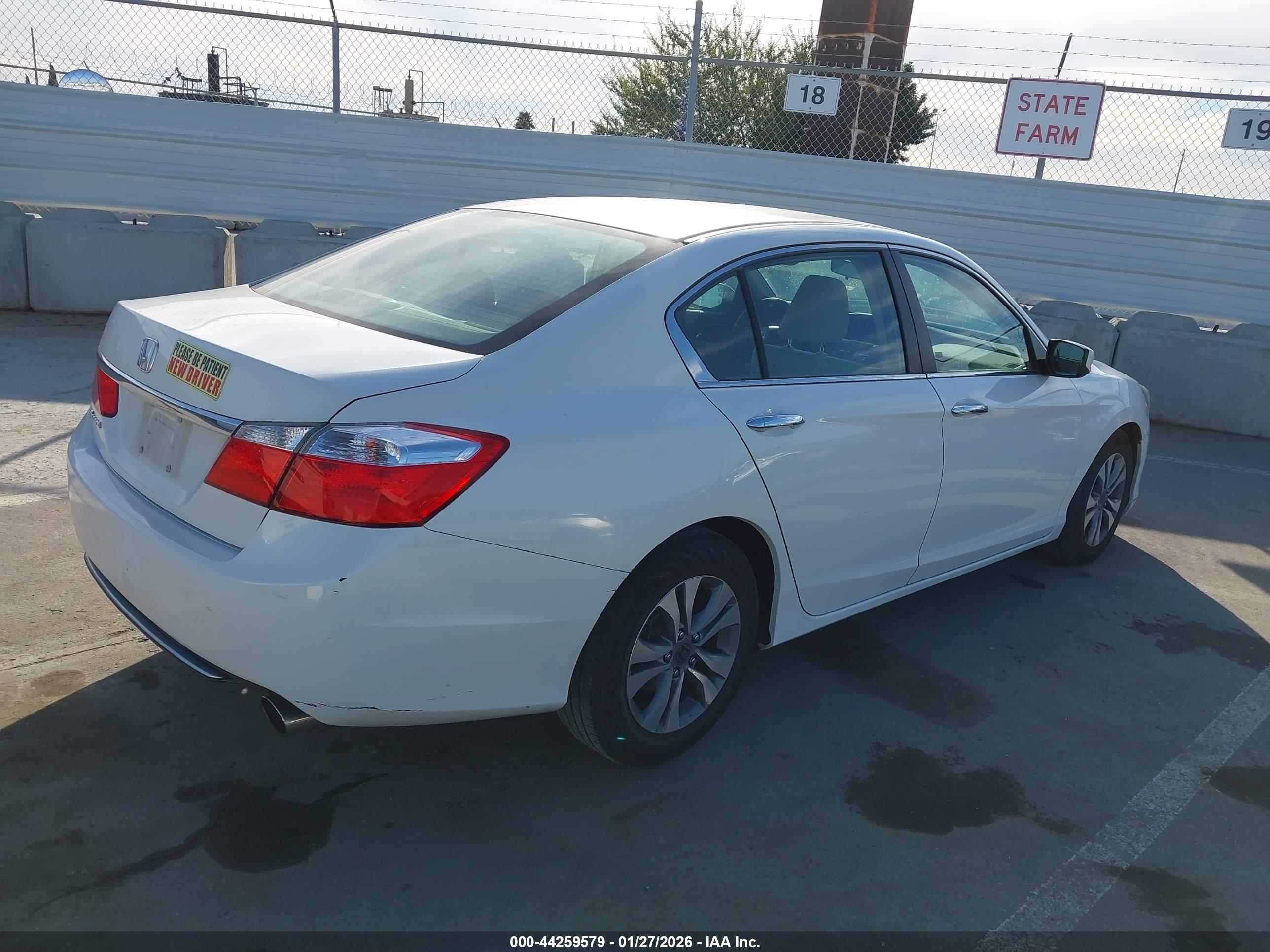 HONDA ACCORD image 4