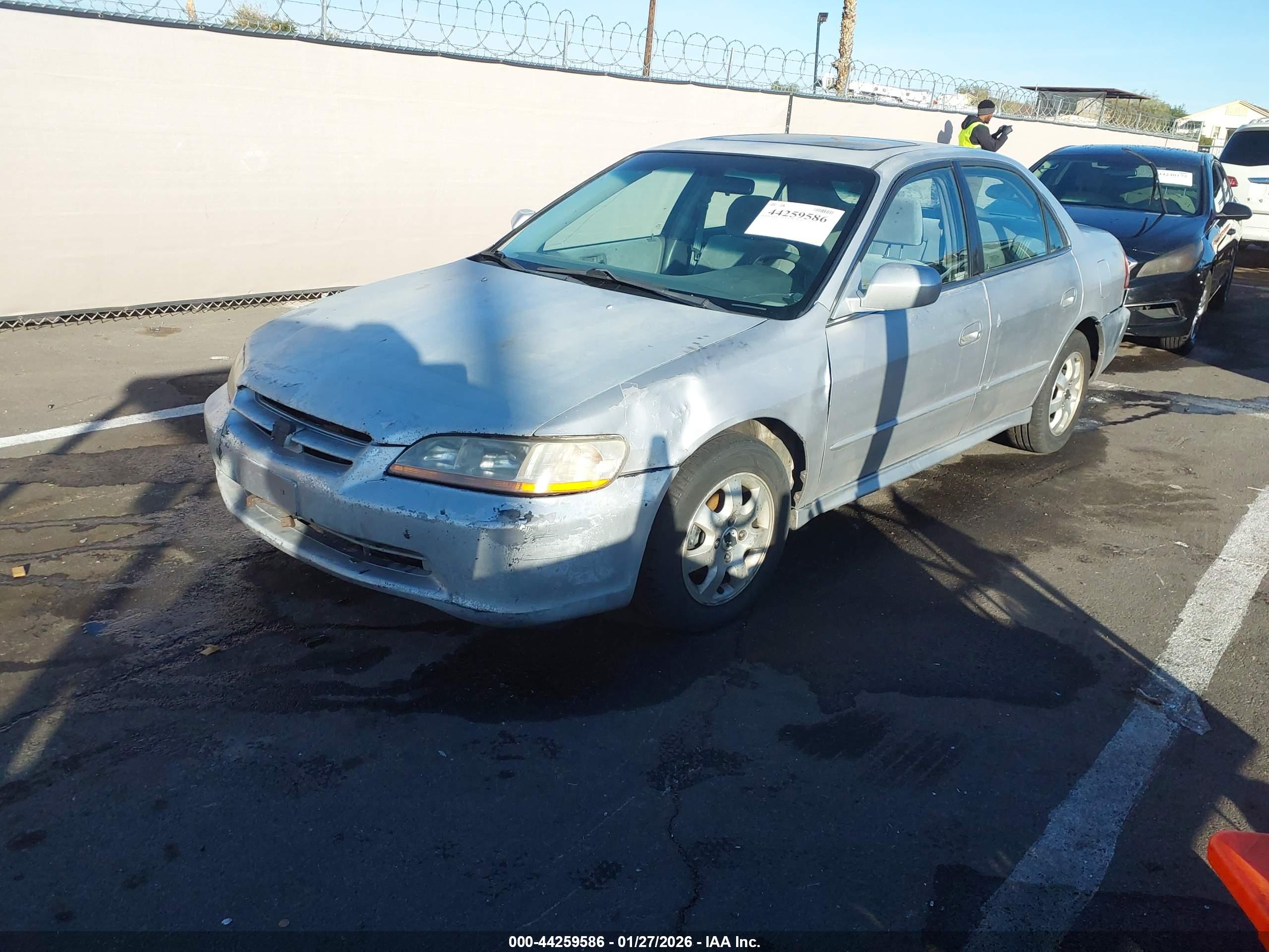 HONDA ACCORD image 2