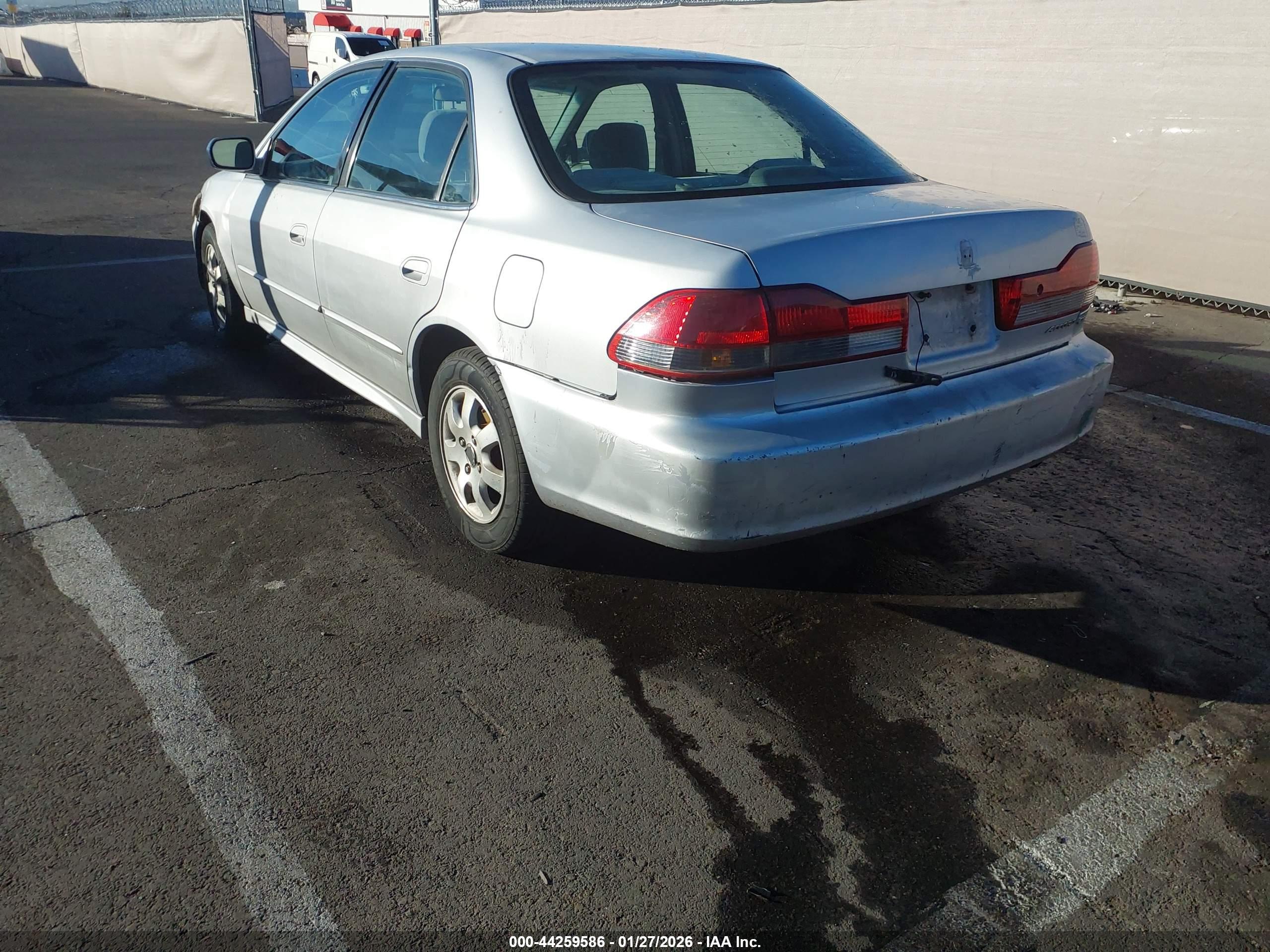 HONDA ACCORD image 3