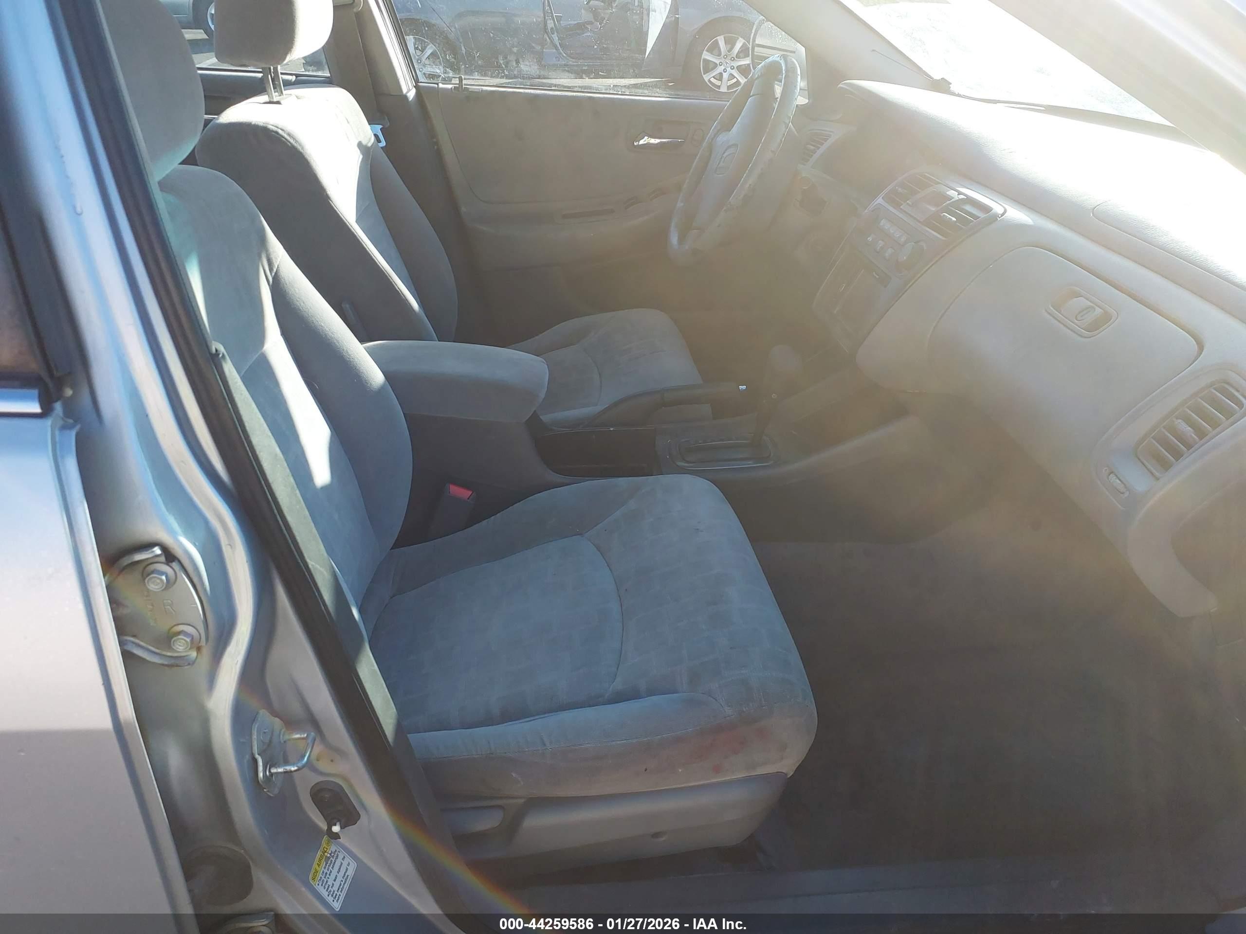 HONDA ACCORD image 5