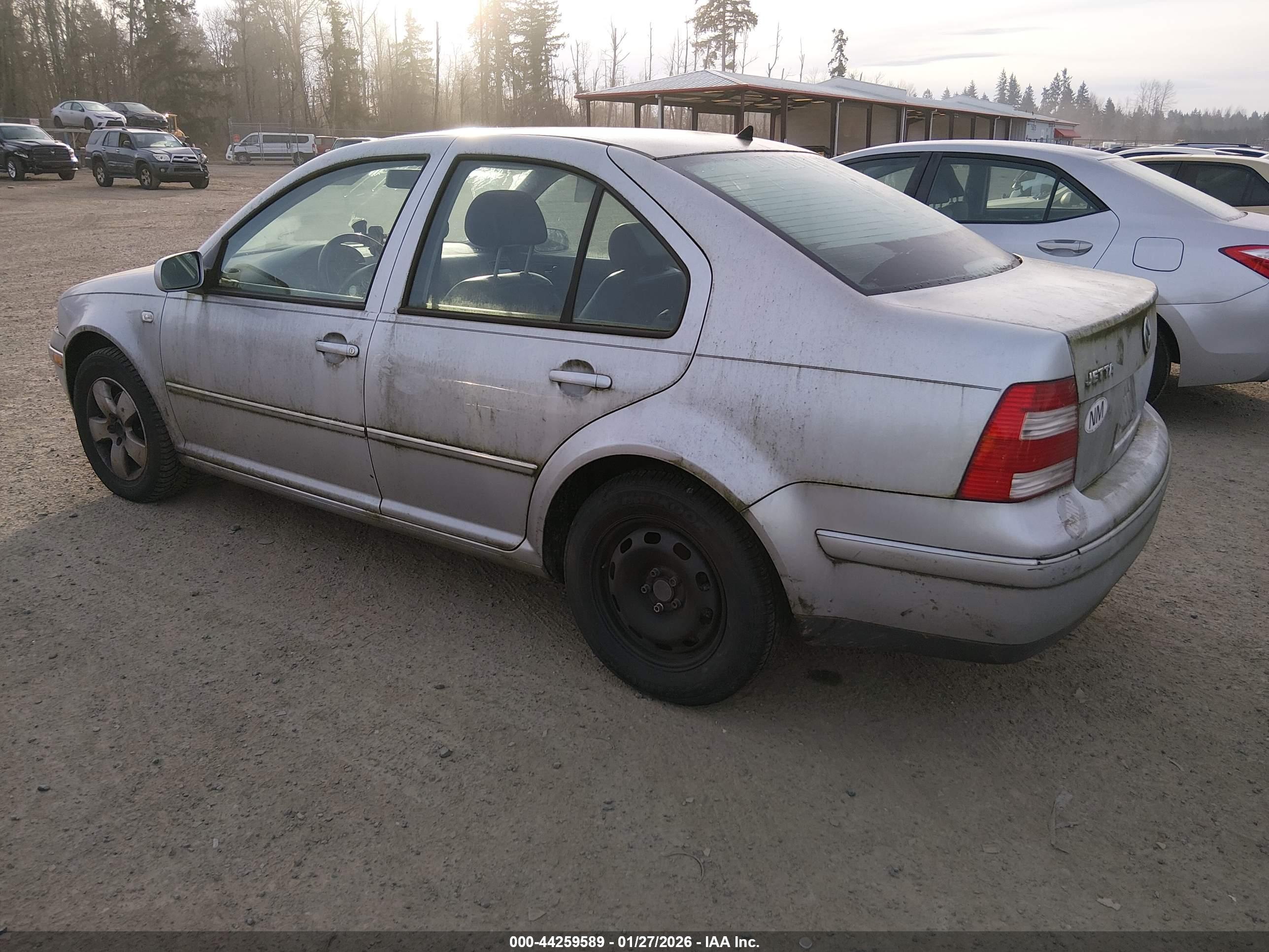 VOLKSWAGEN JETTA image 3