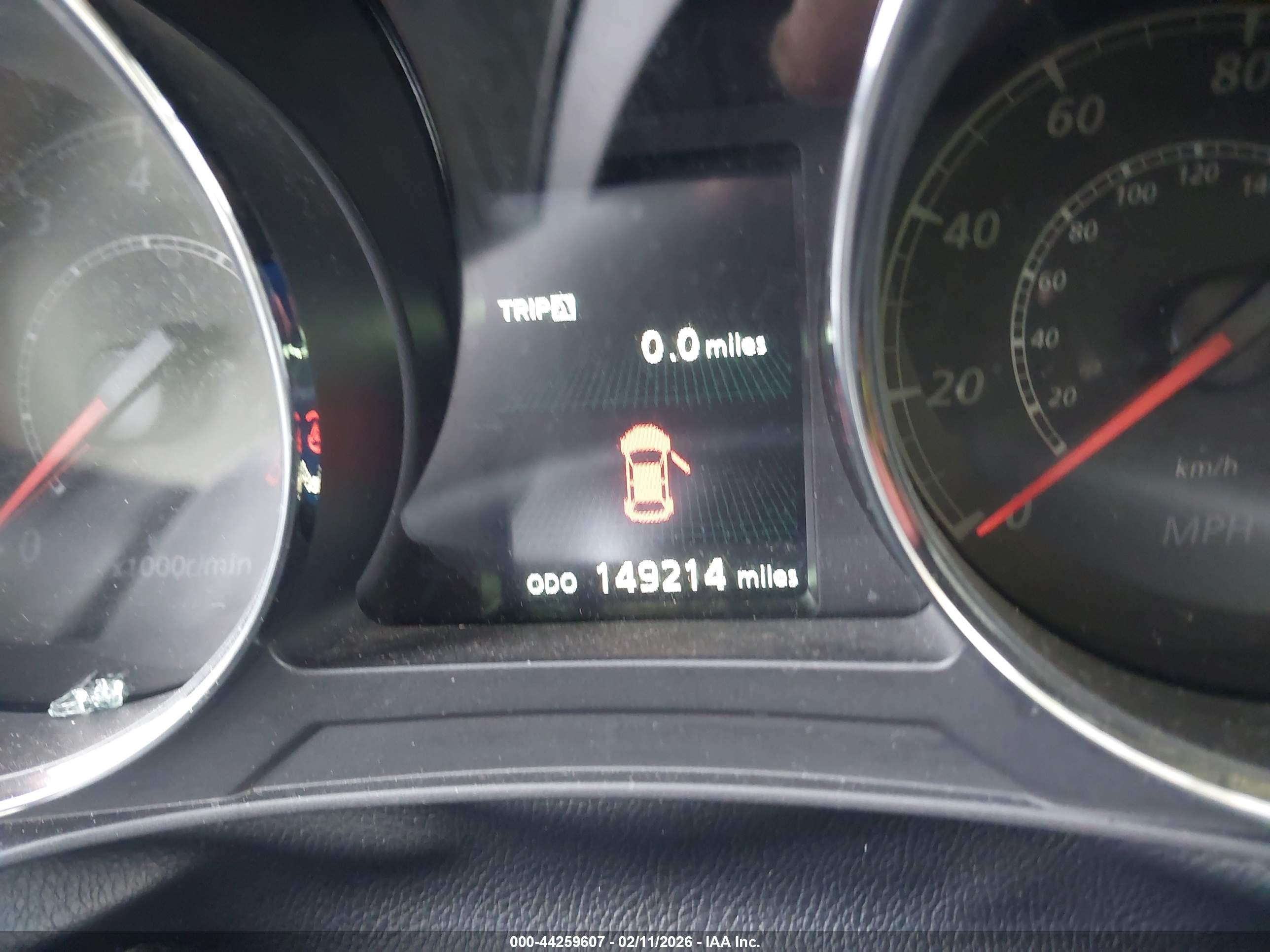 MITSUBISHI OUTLANDER image 7