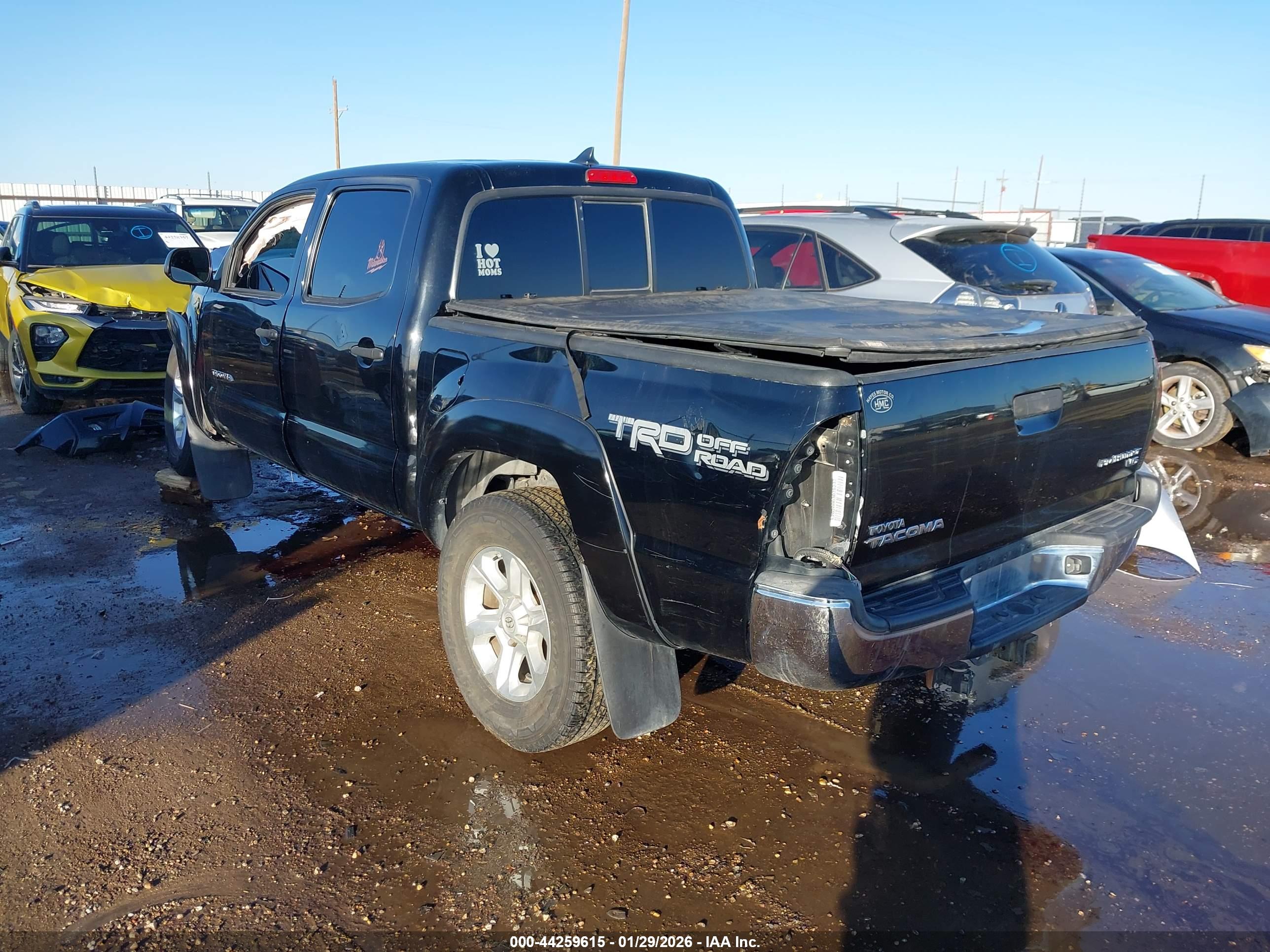 TOYOTA TACOMA image 3