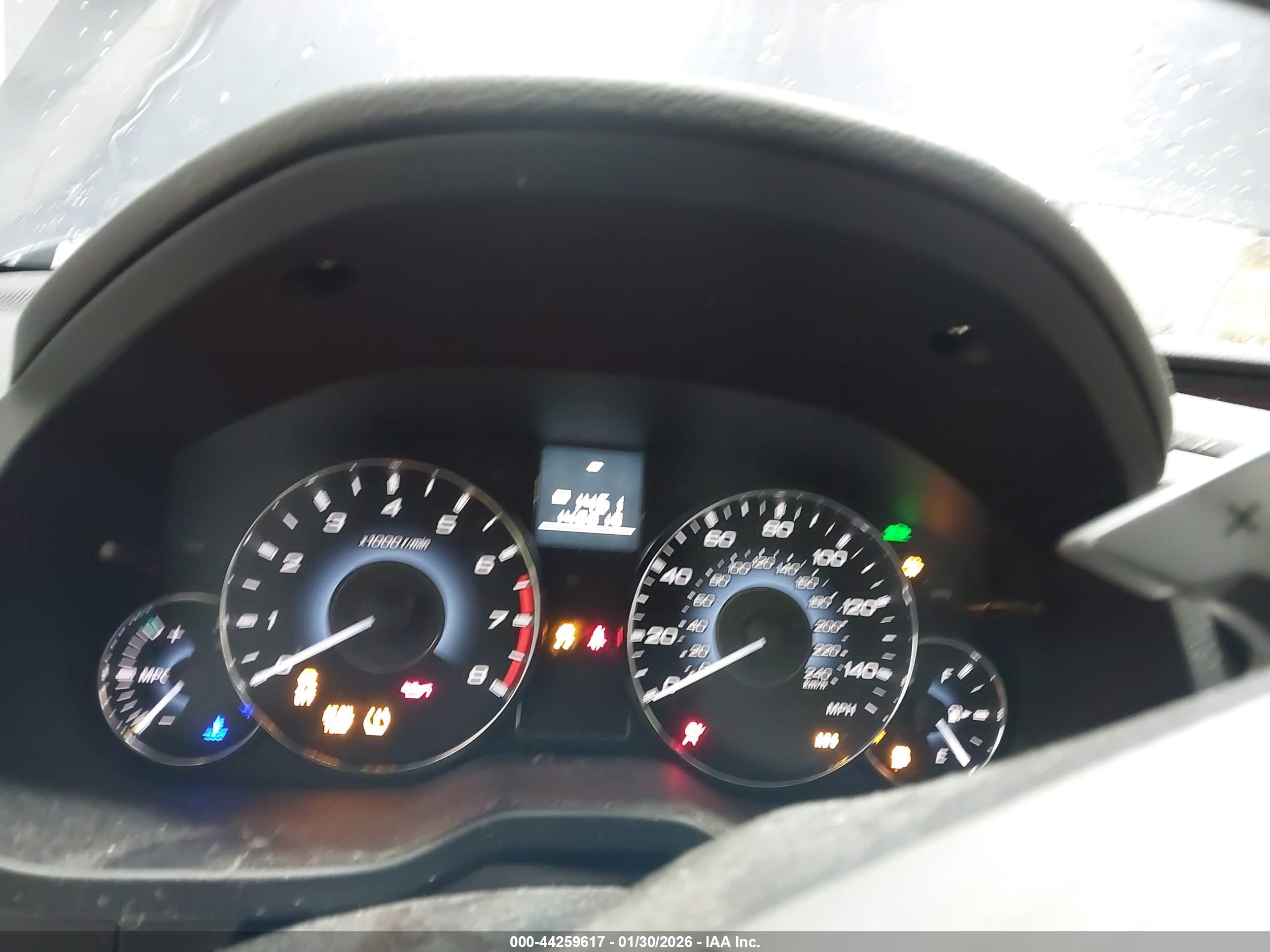 SUBARU OUTBACK image 7