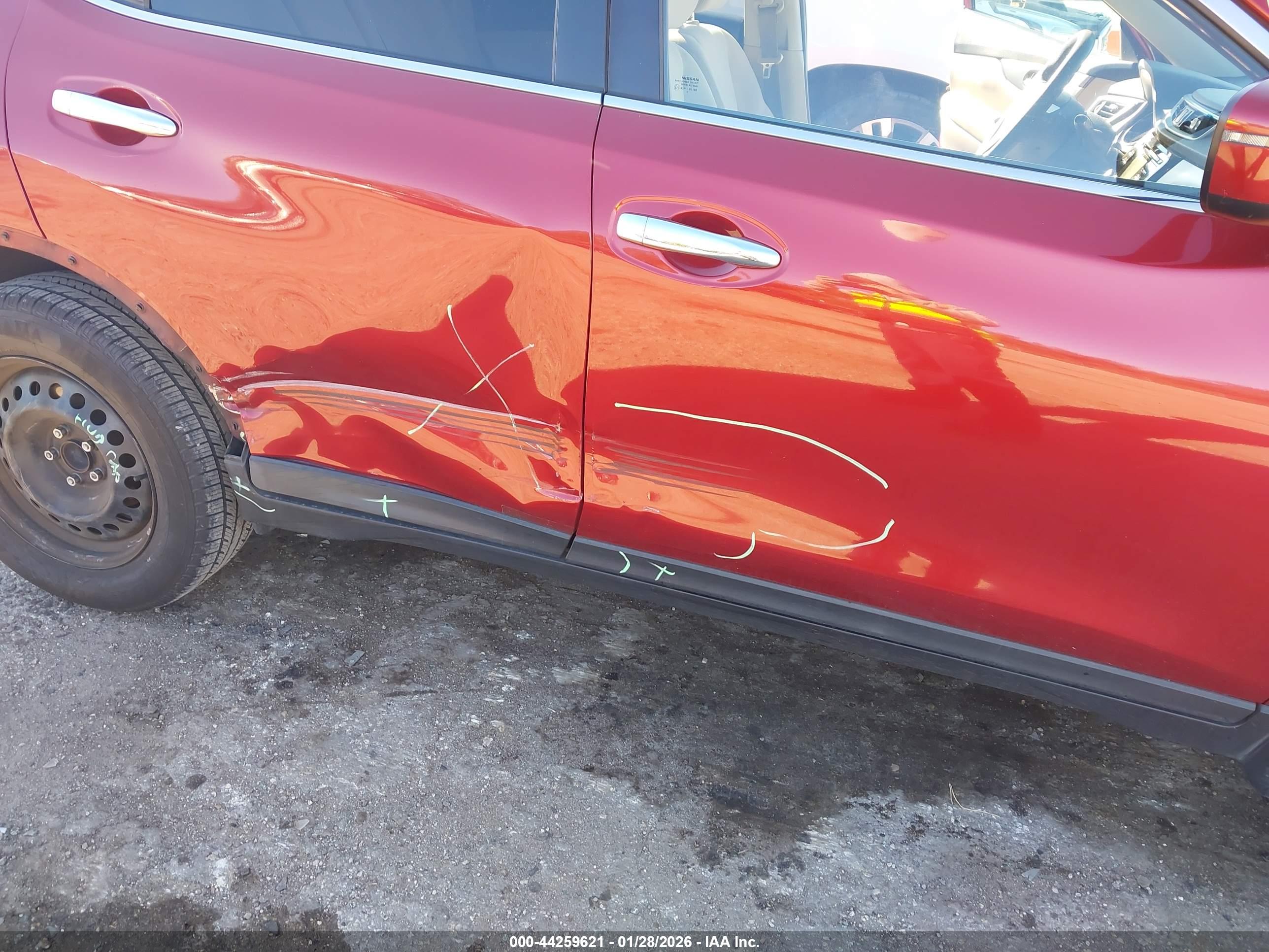 NISSAN ROGUE image 6