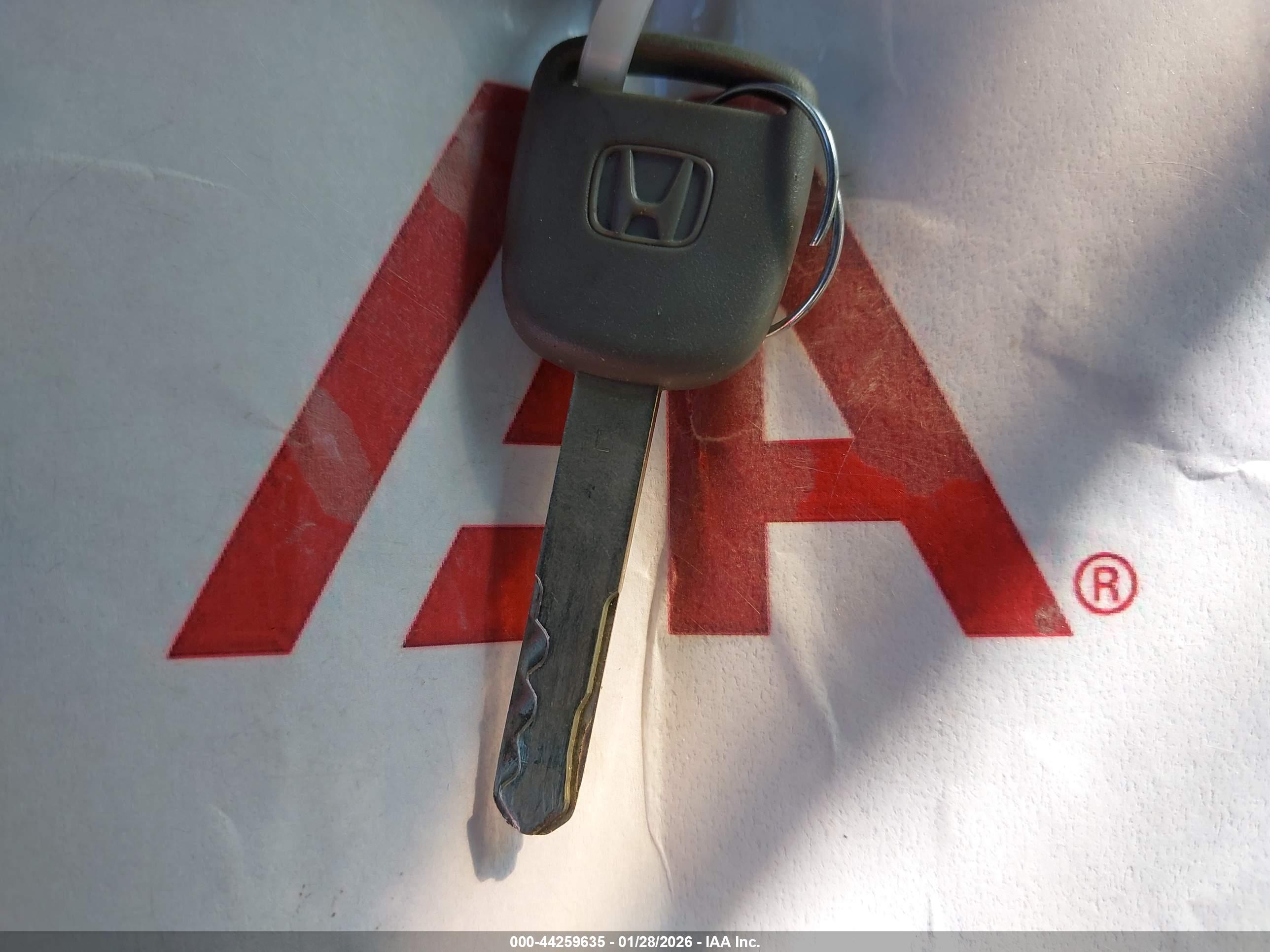 HONDA CR-V image 11