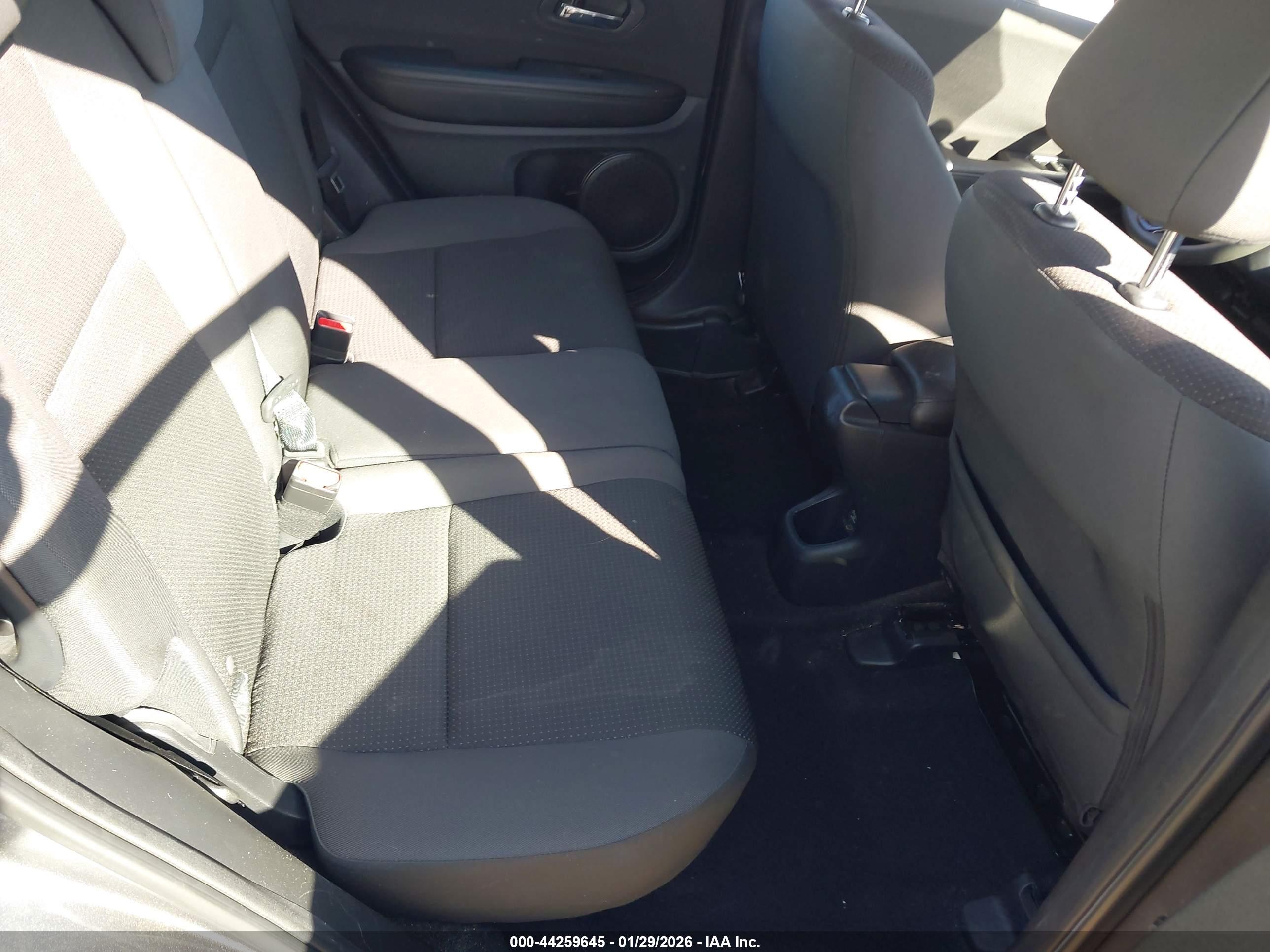 HONDA HR-V image 8