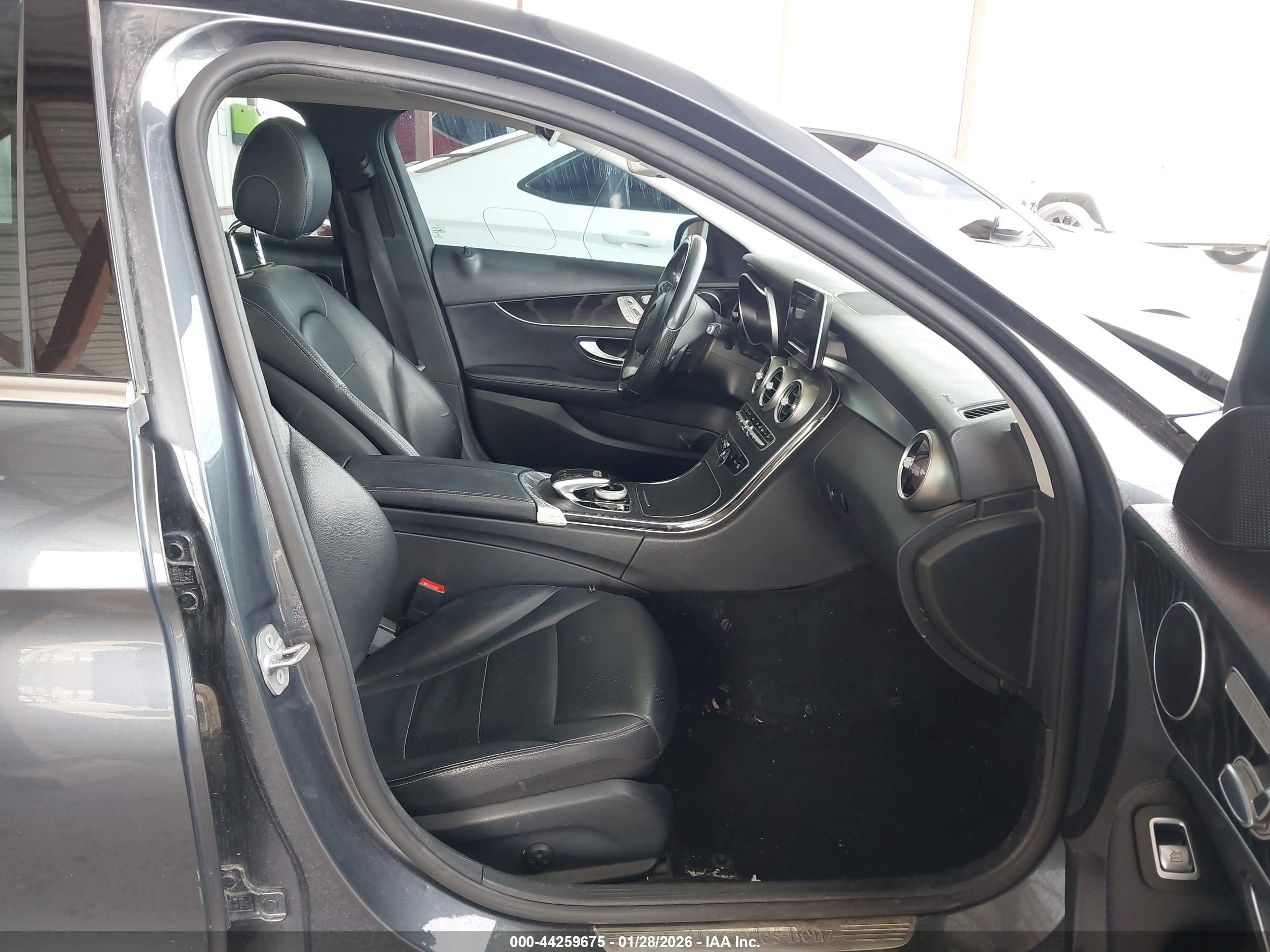 MERCEDES-BENZ C image 5
