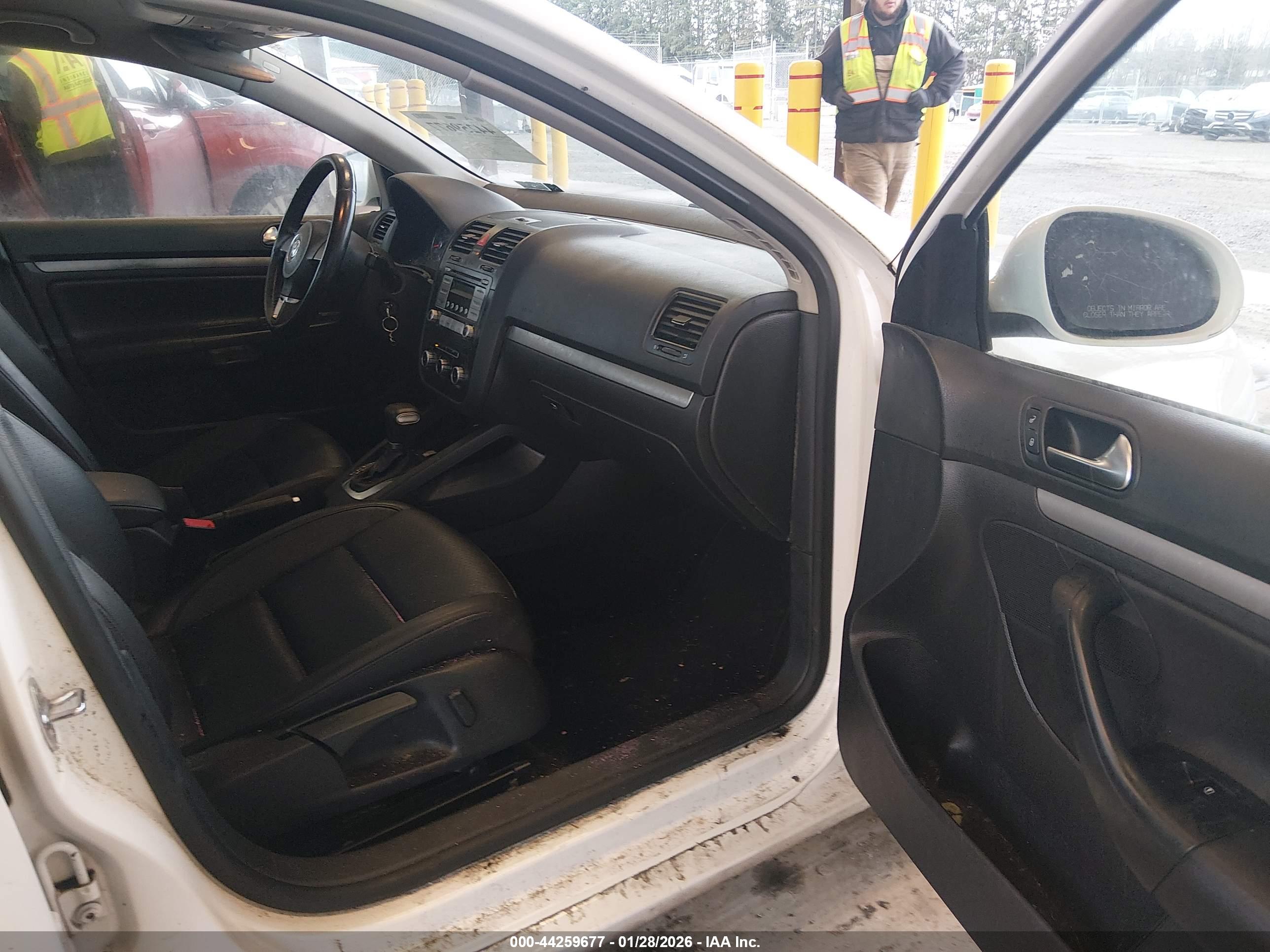 VOLKSWAGEN JETTA image 5
