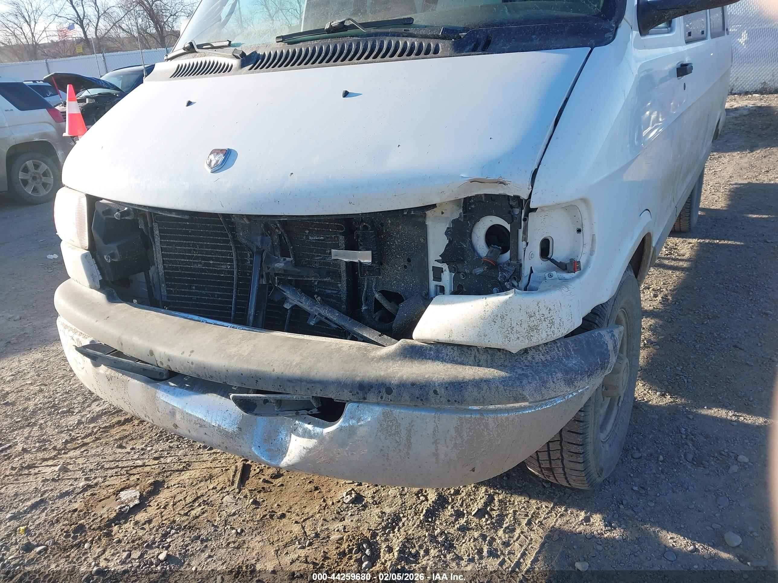 DODGE RAM image 6