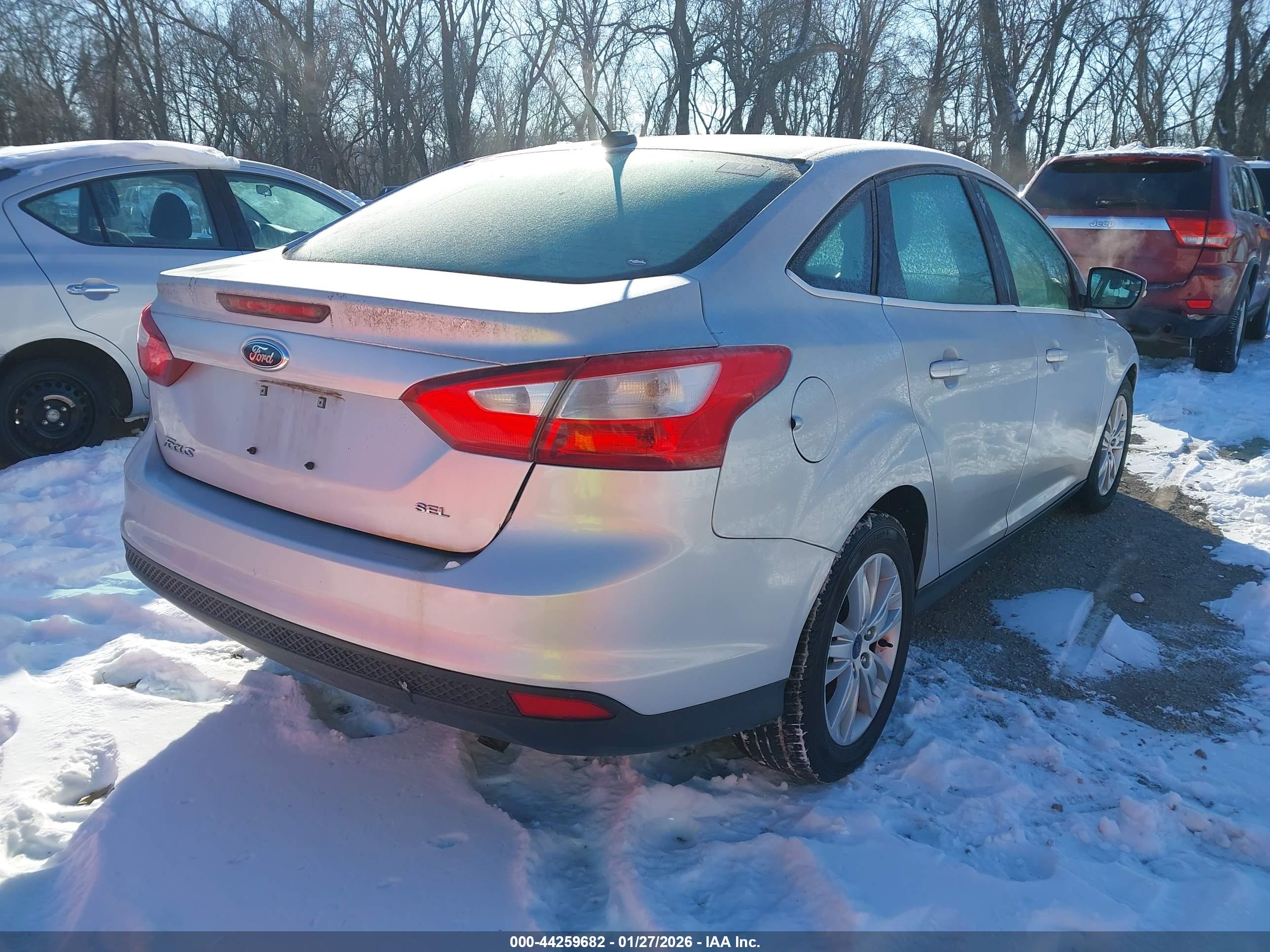 FORD FOCUS image 4