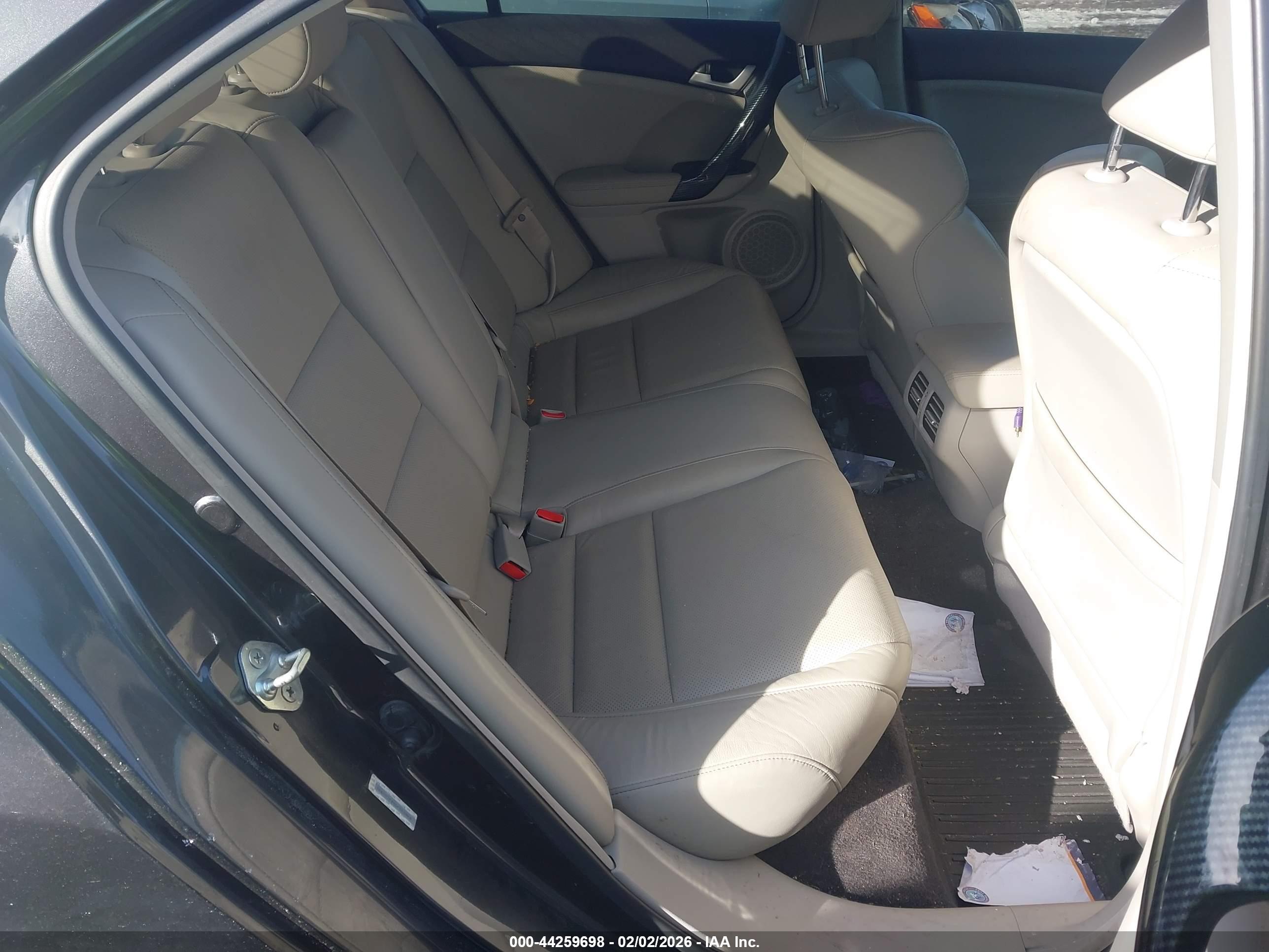 ACURA TSX image 8