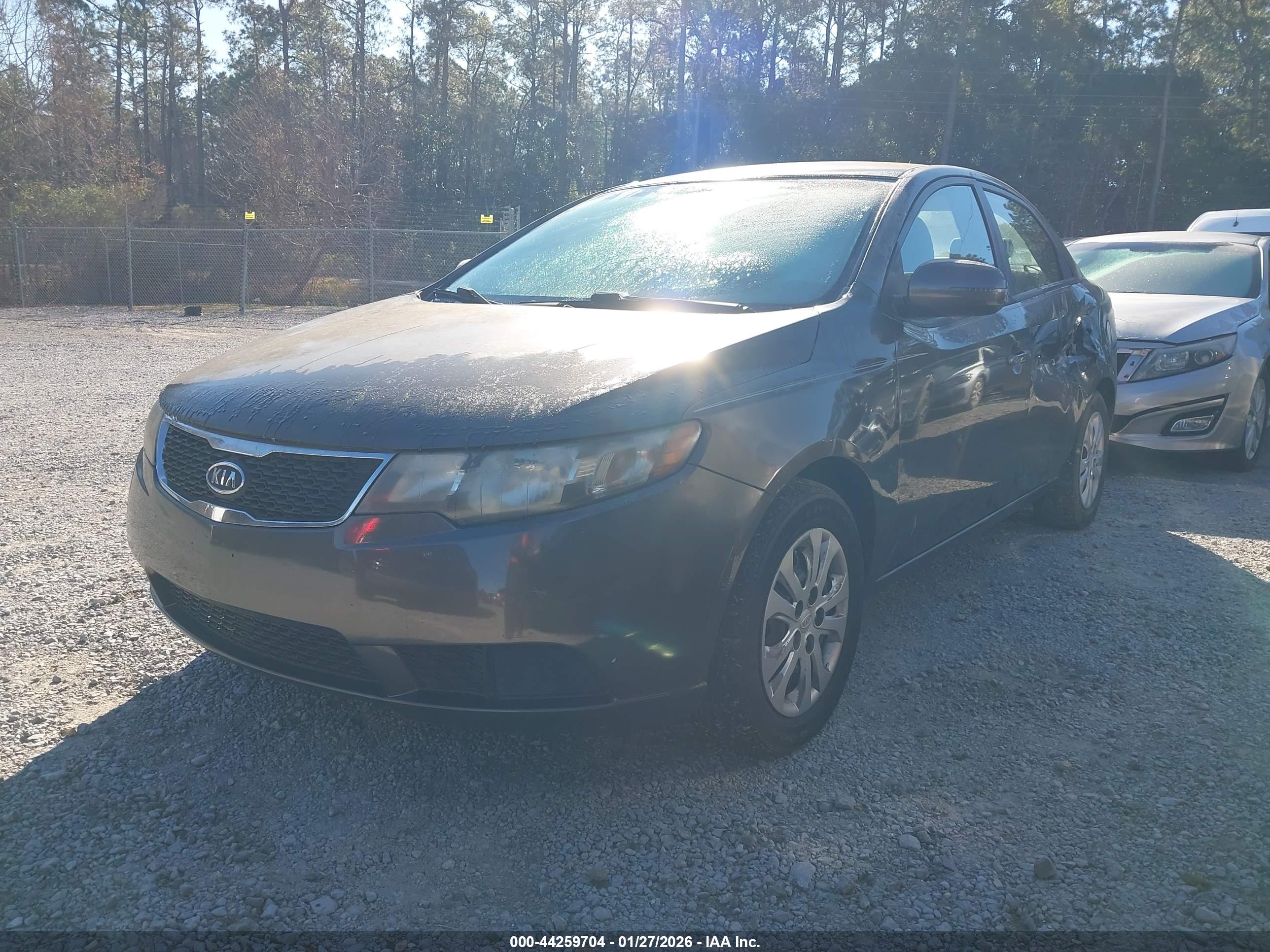 KIA FORTE image 2