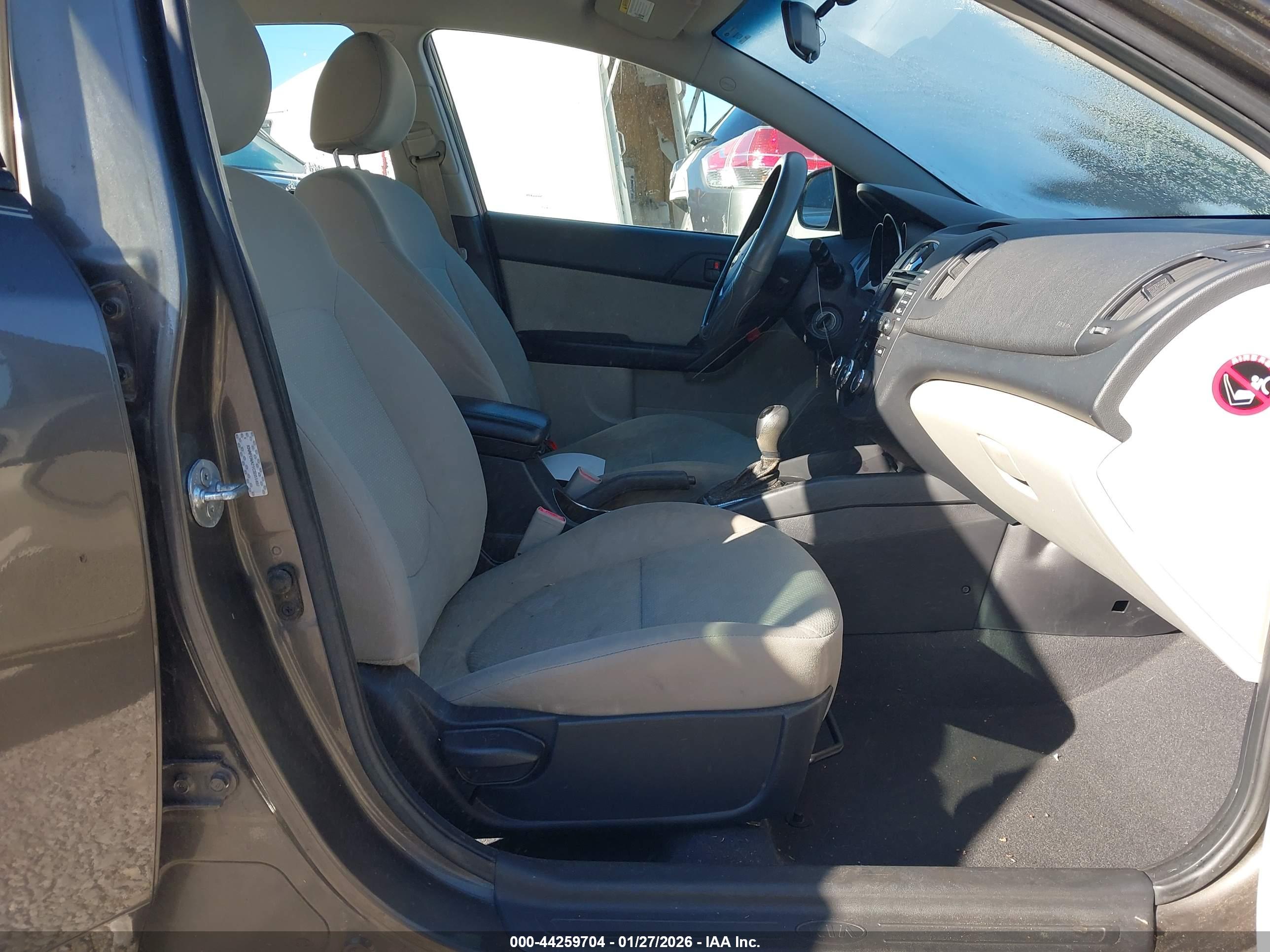 KIA FORTE image 5