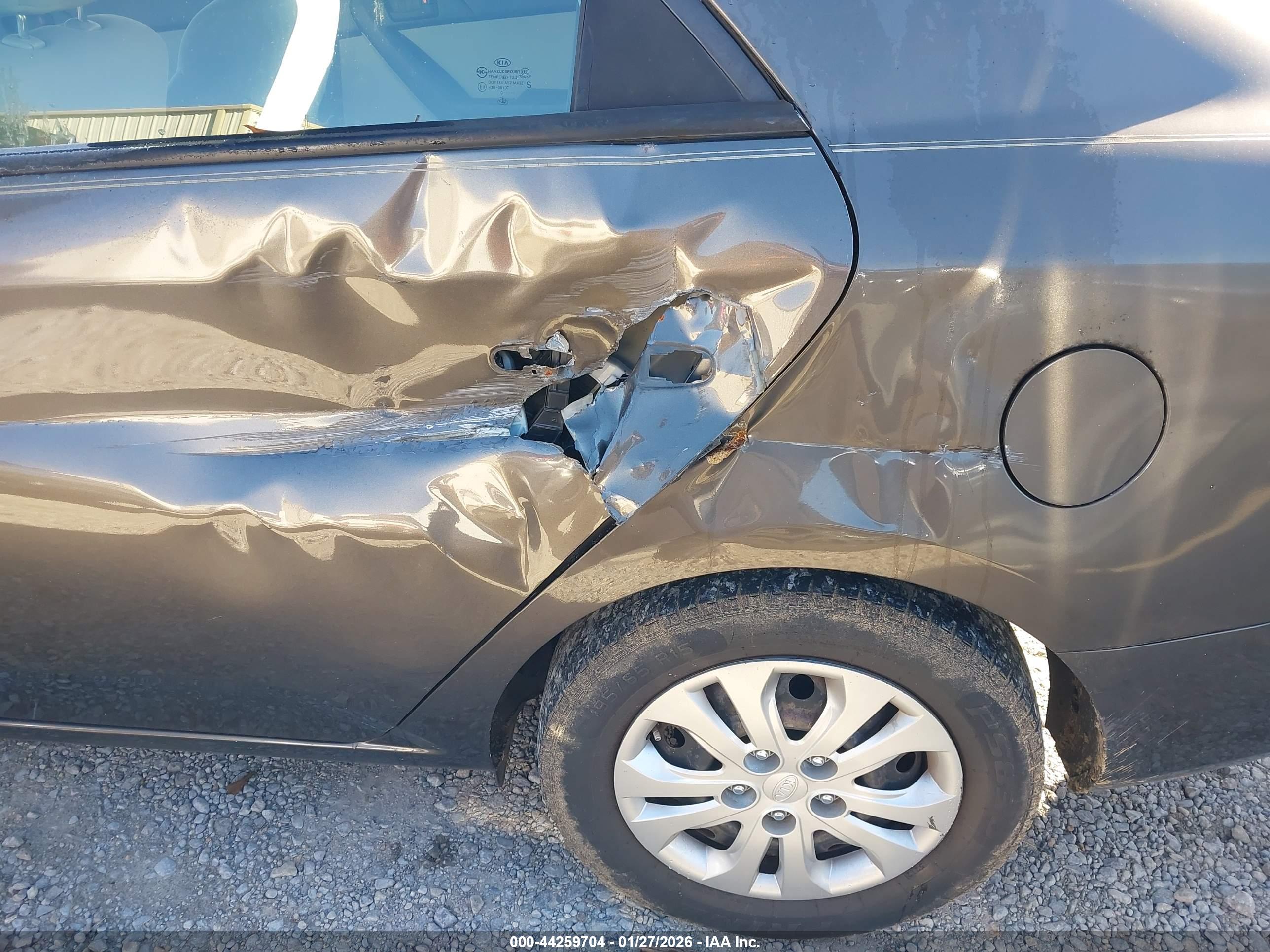 KIA FORTE image 6