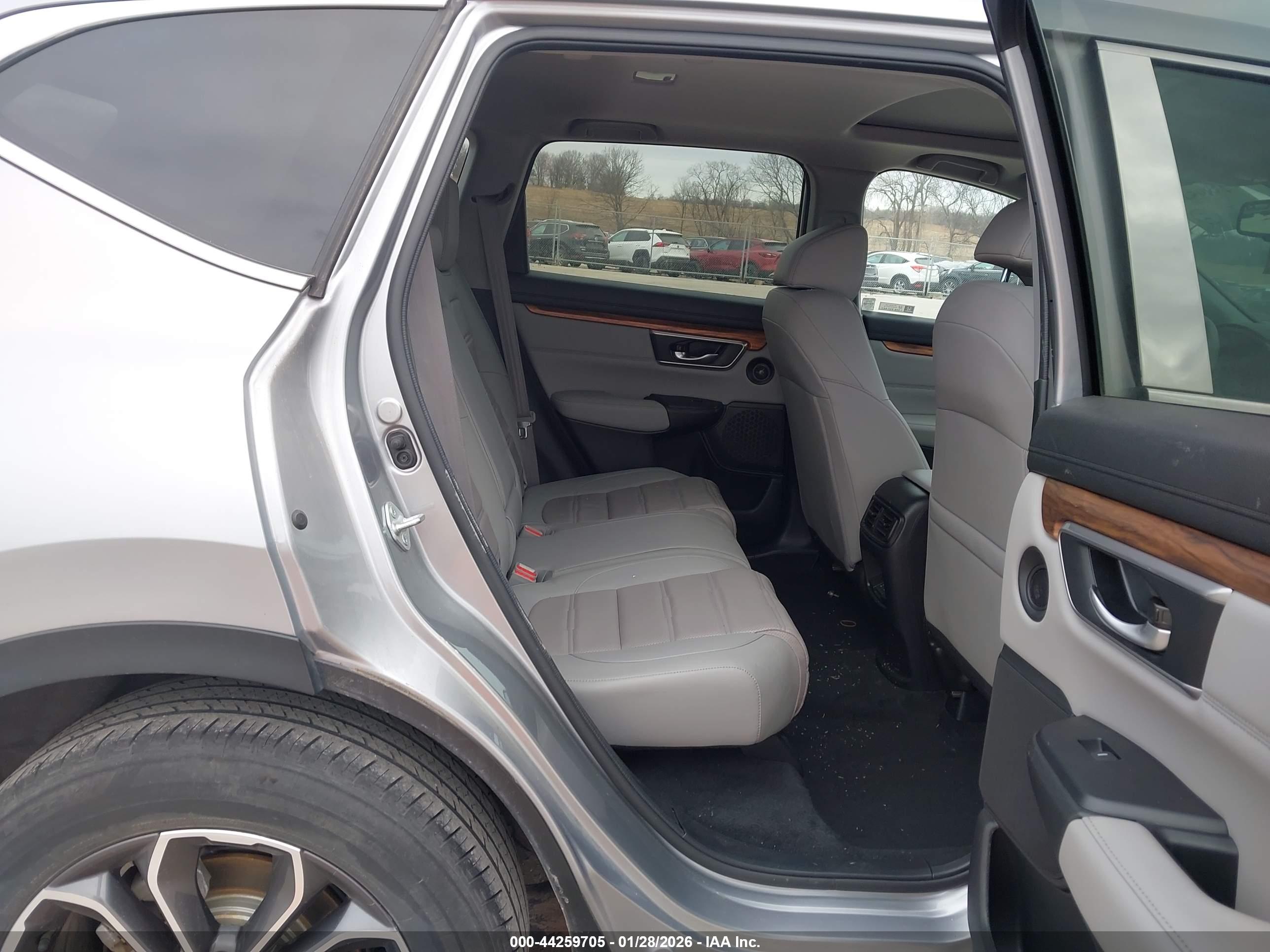 HONDA CR-V image 8