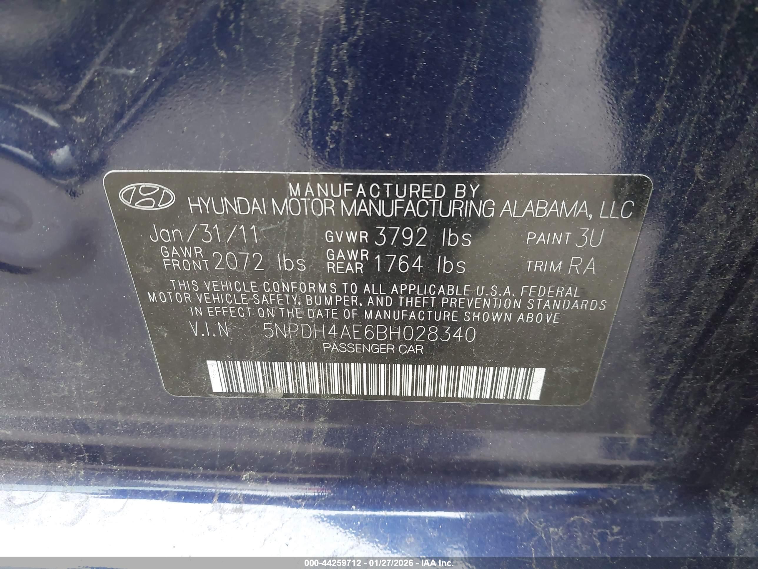 HYUNDAI ELANTRA image 9