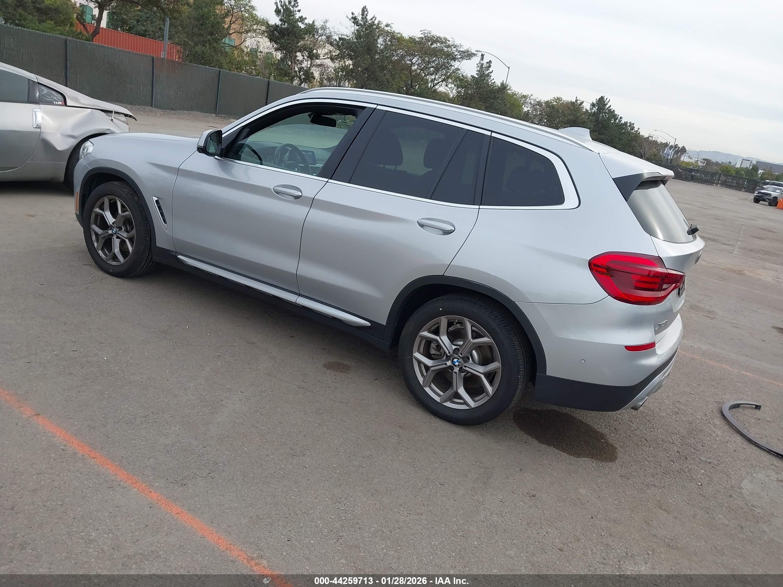 BMW X3 image 3