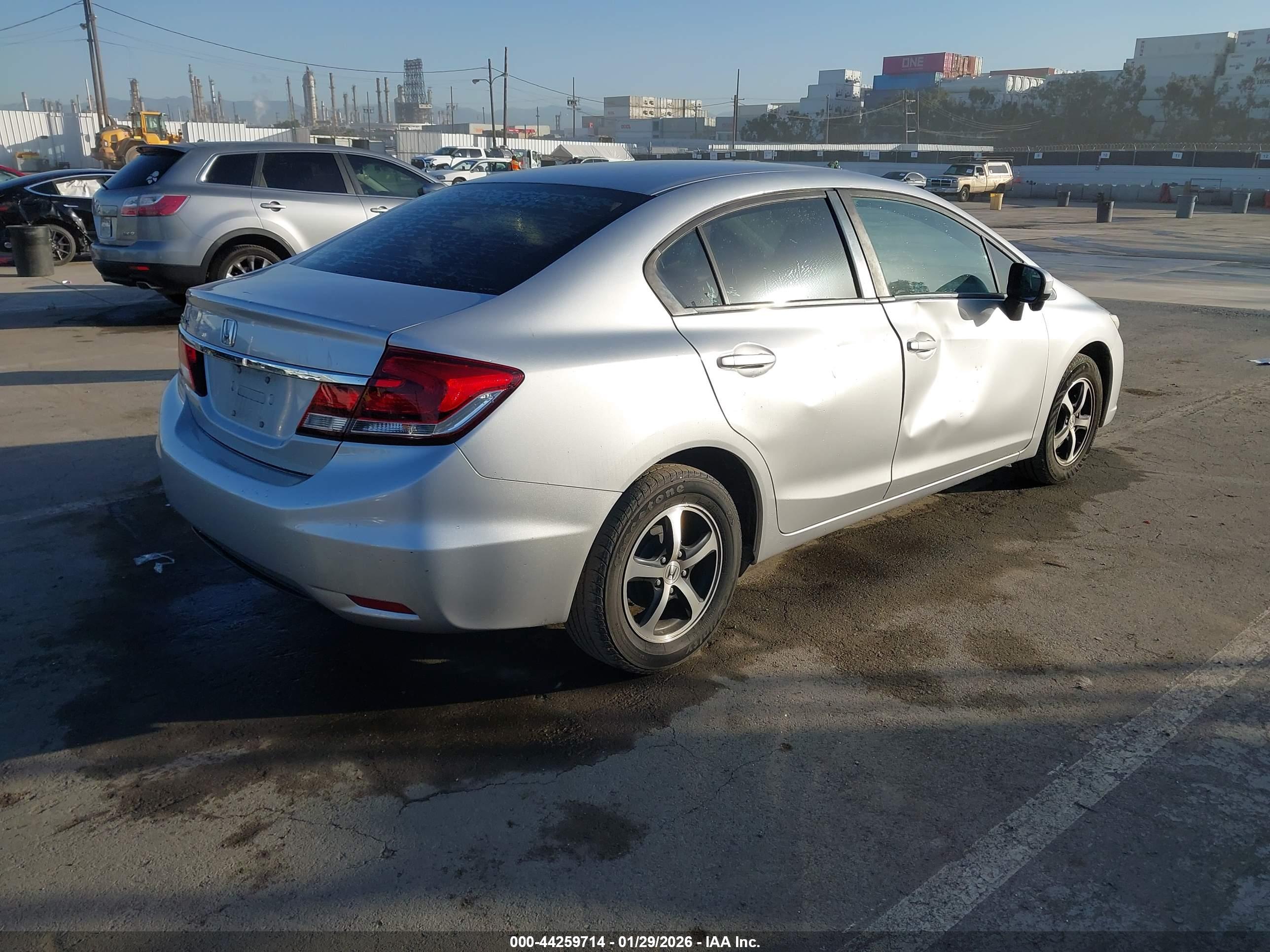 HONDA CIVIC image 4