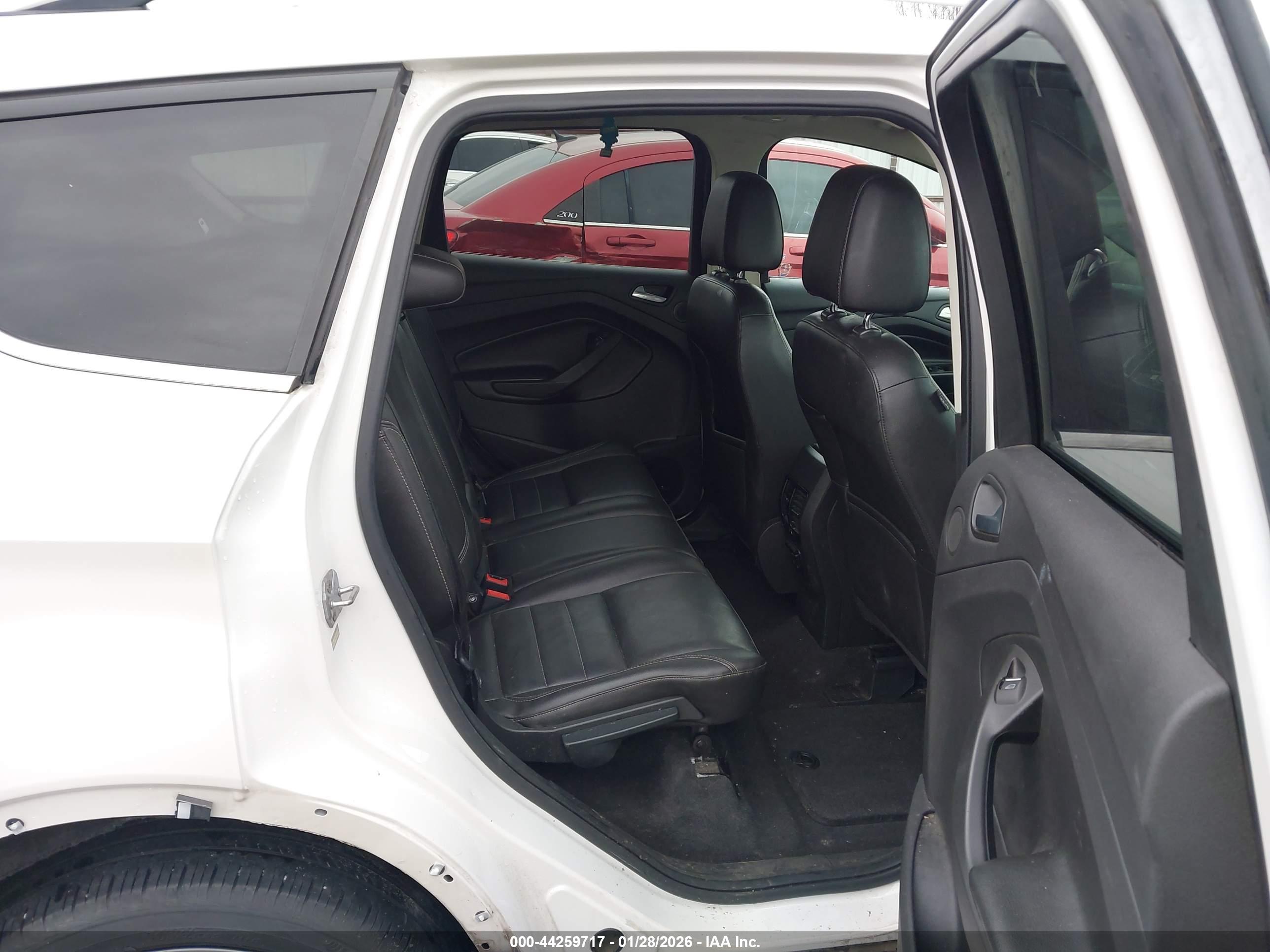 FORD ESCAPE image 8