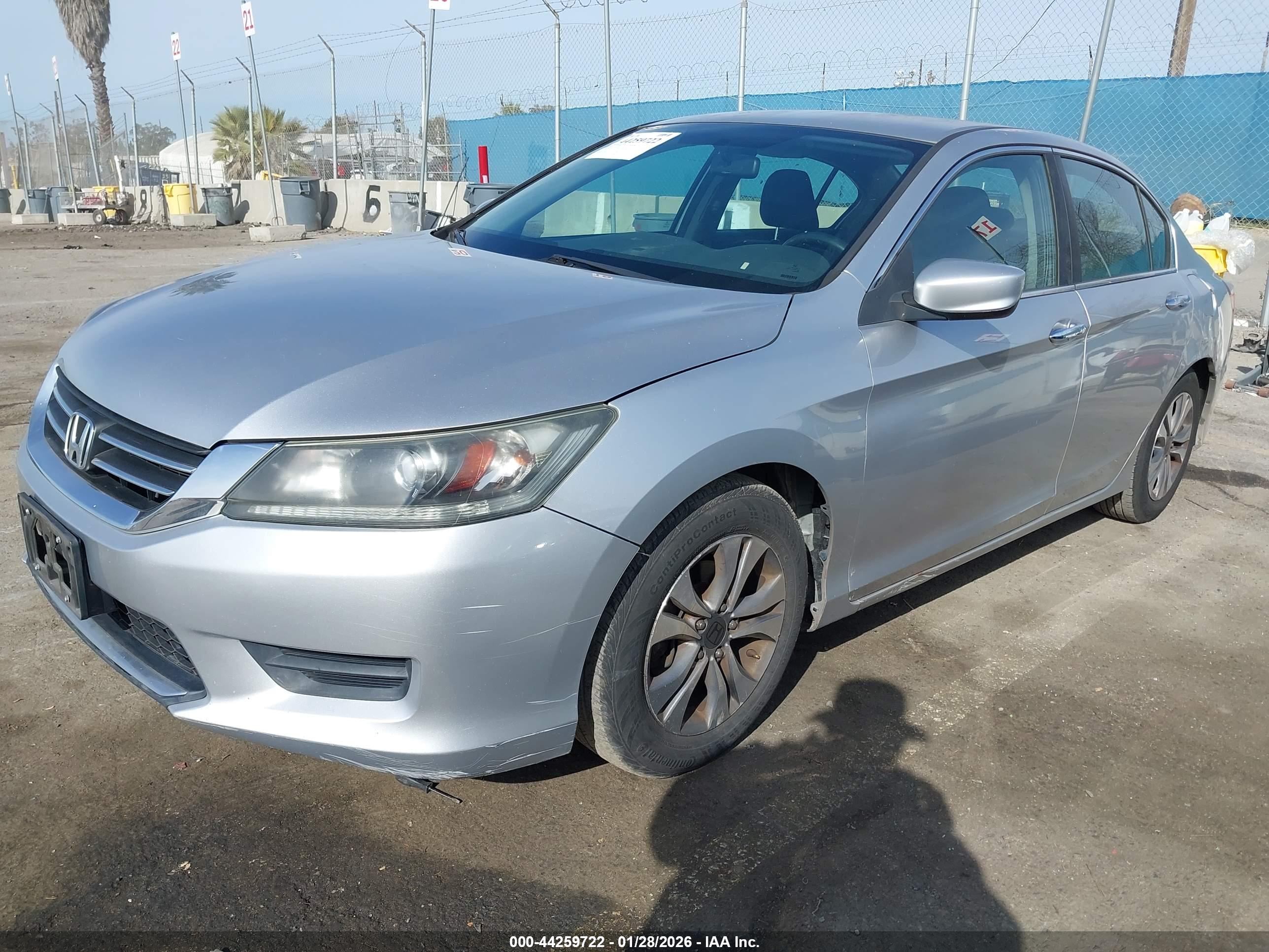 HONDA ACCORD image 2
