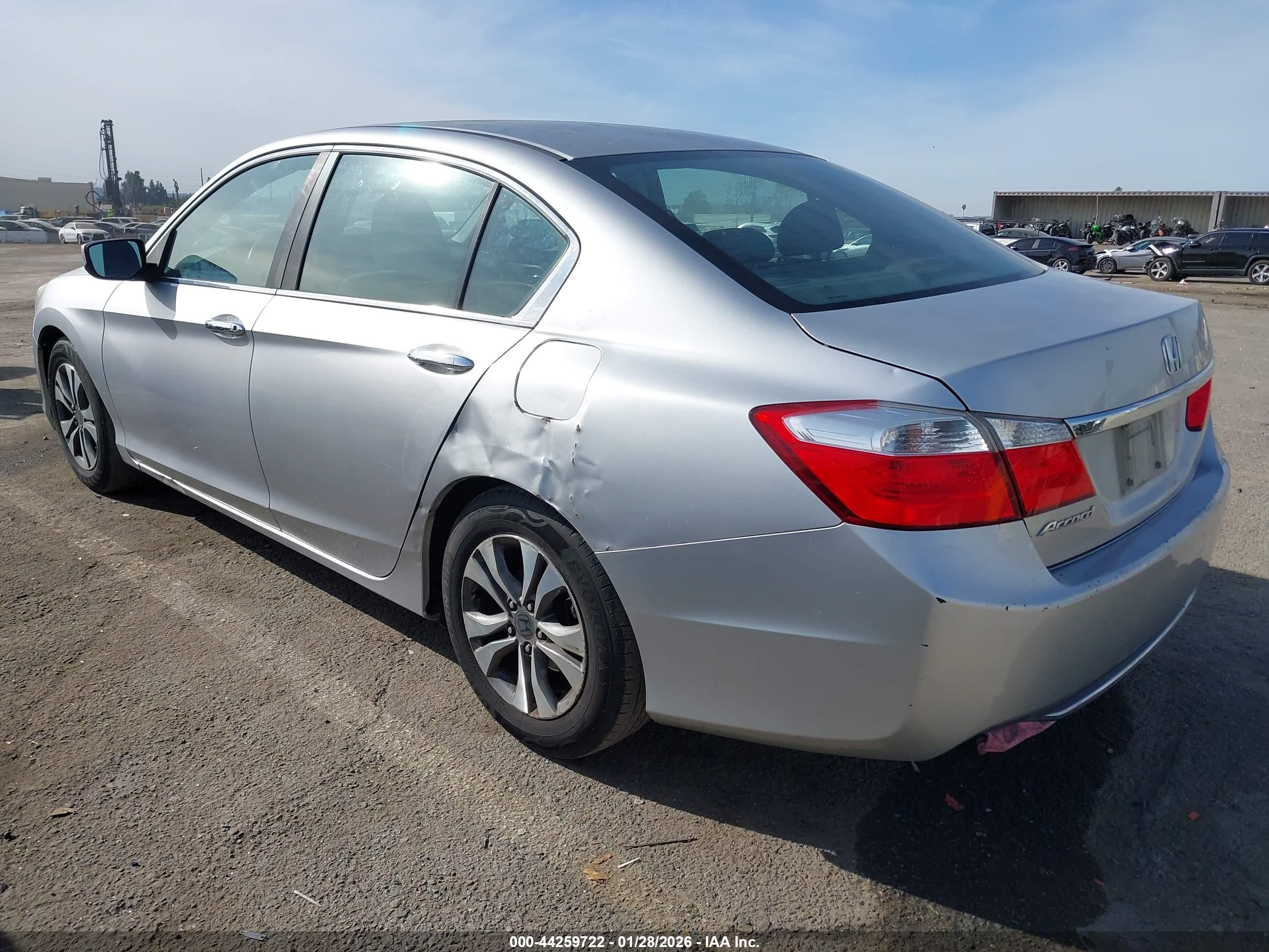 HONDA ACCORD image 3