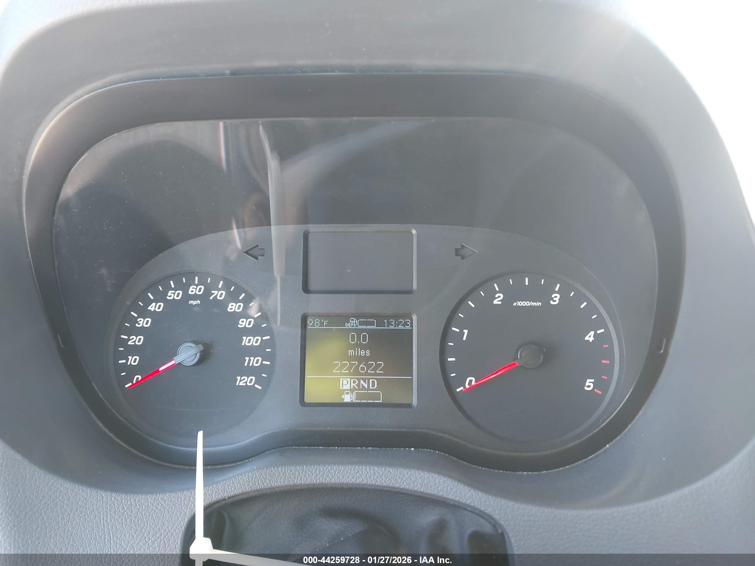 MERCEDES-BENZ SPRINTER image 7