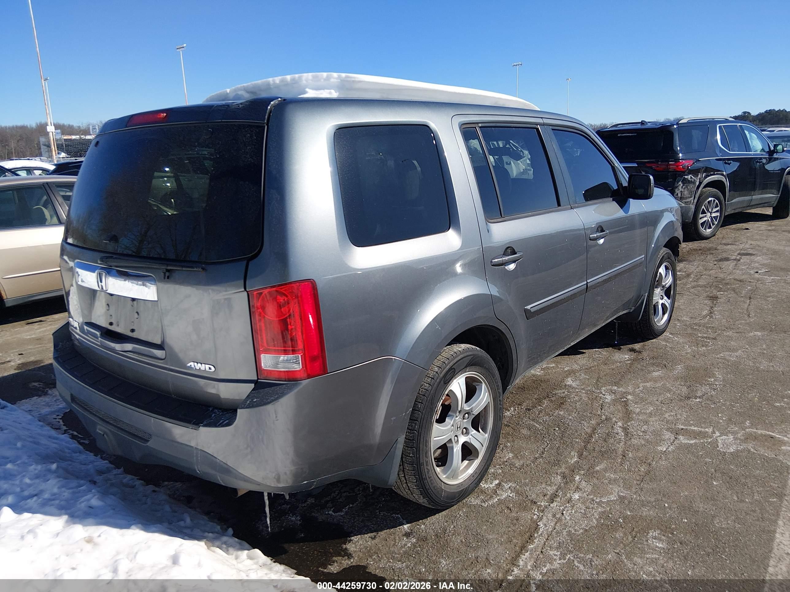 HONDA PILOT image 4