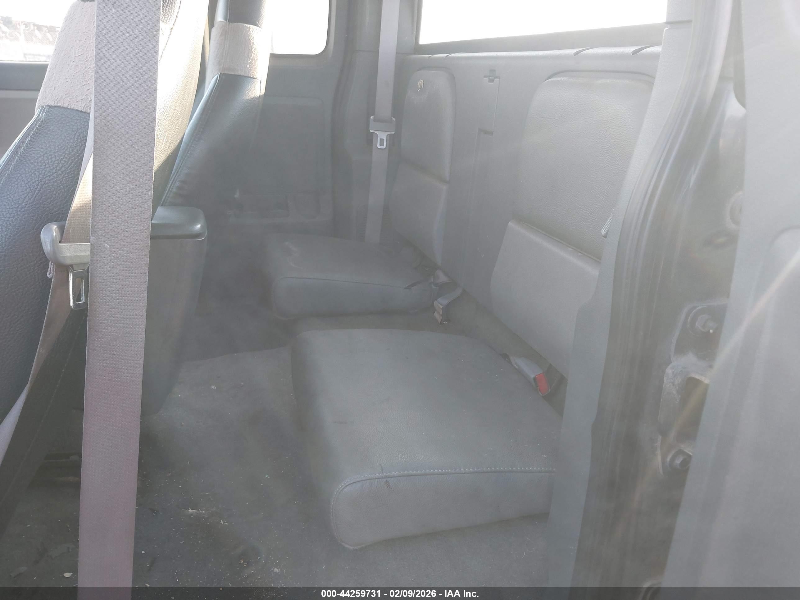 DODGE DAKOTA image 8