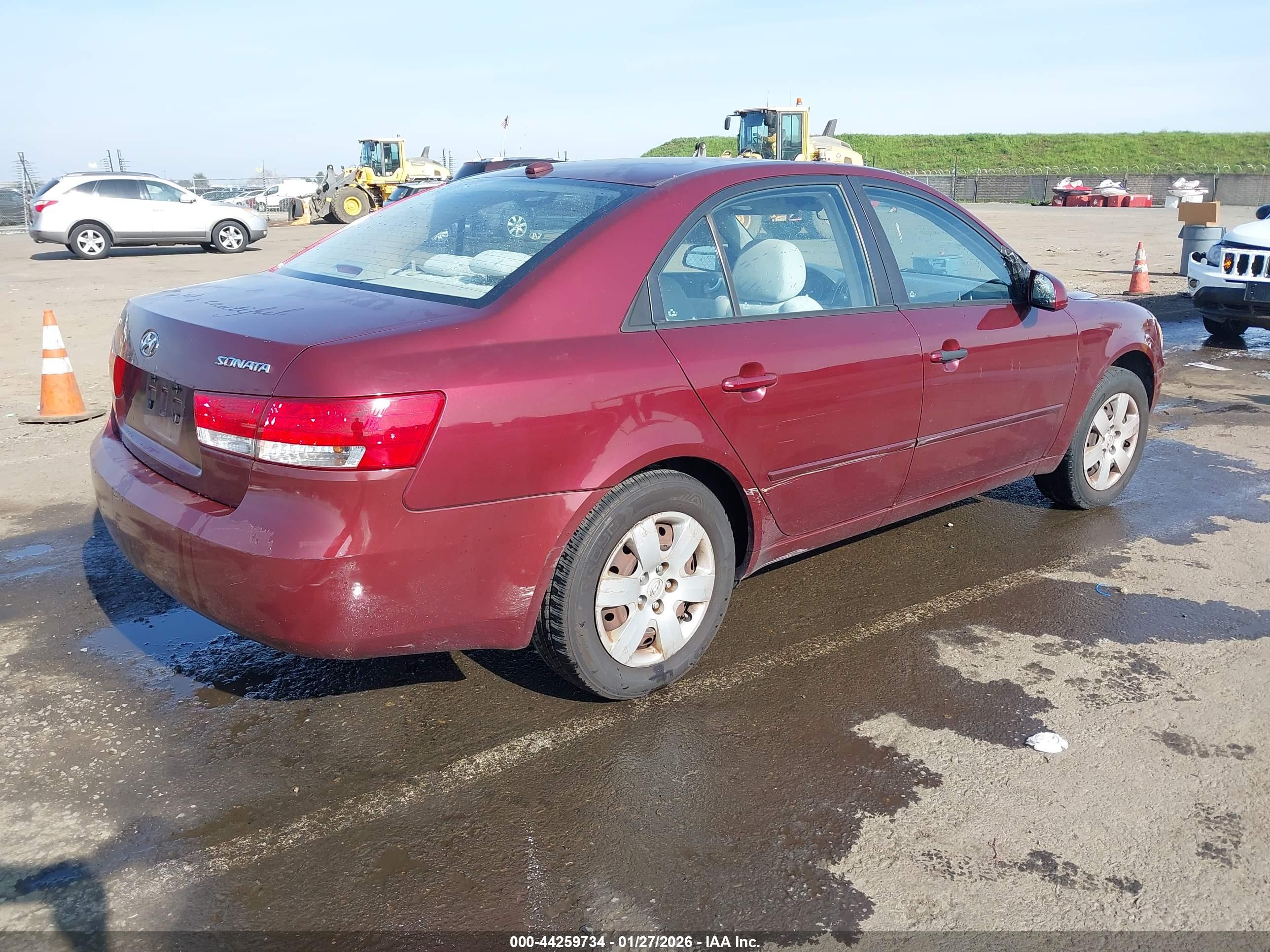HYUNDAI SONATA image 4