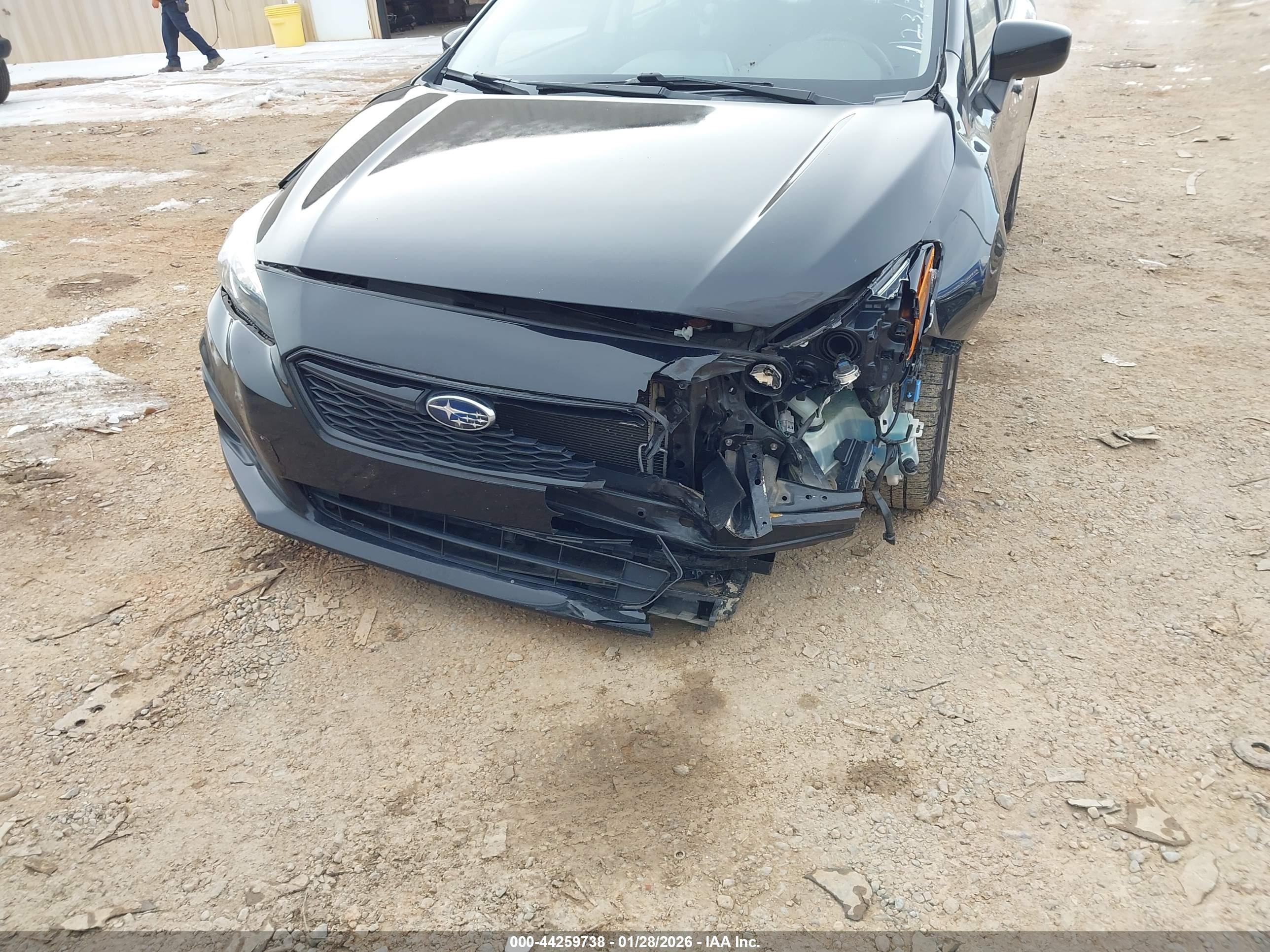 SUBARU IMPREZA image 6