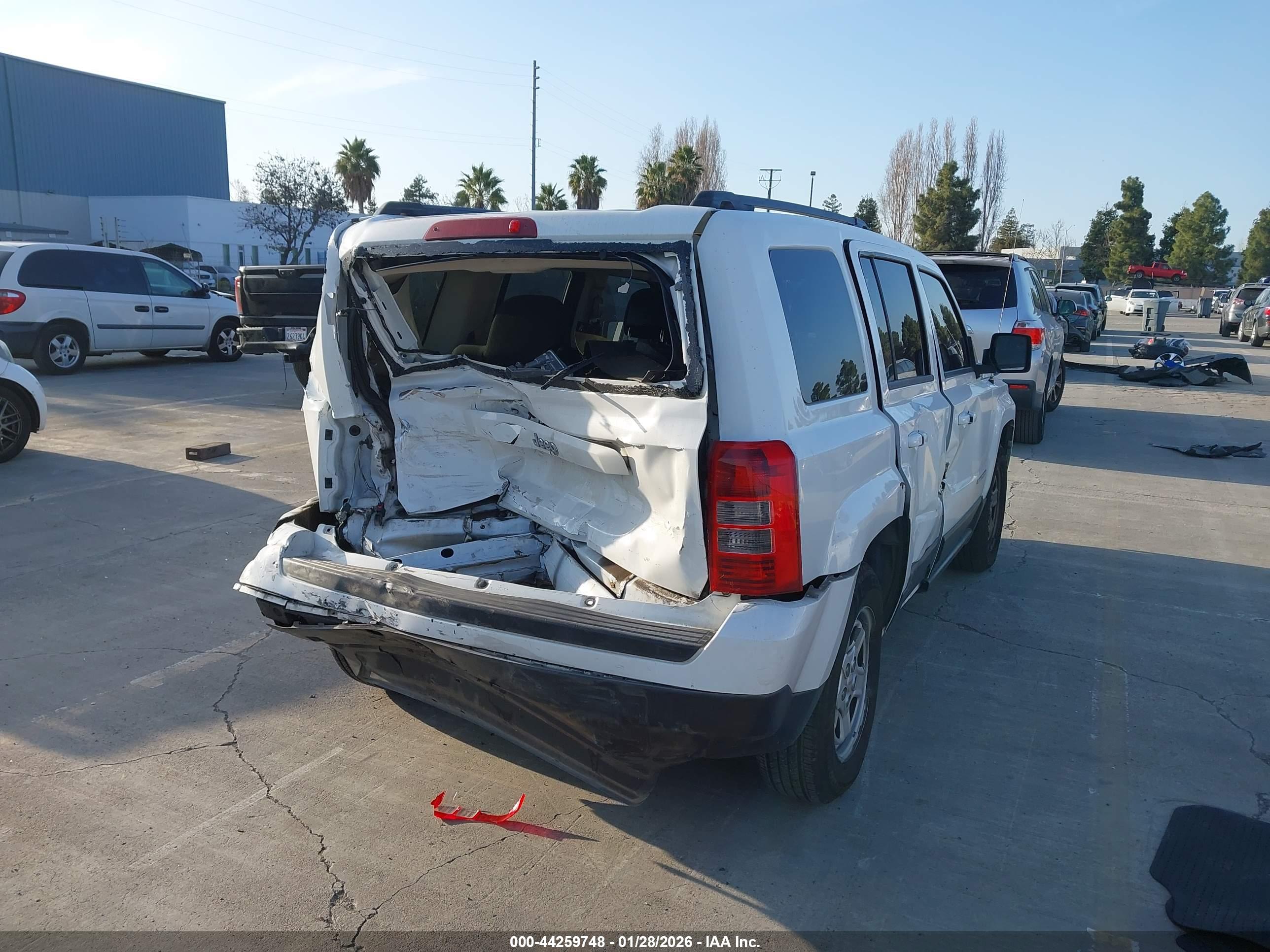 JEEP PATRIOT image 6
