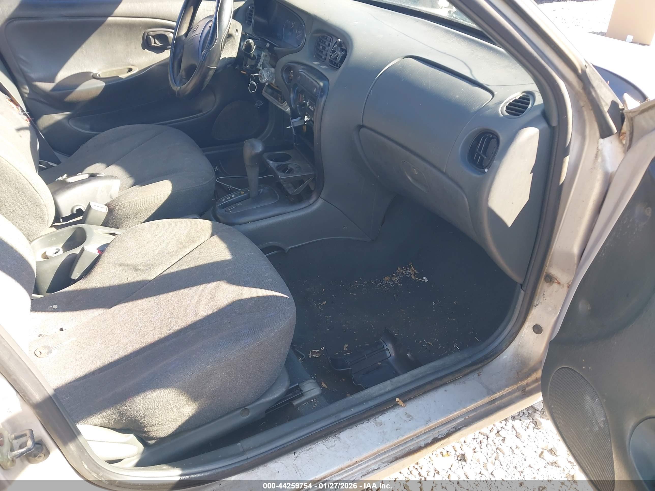 HYUNDAI ELANTRA image 5