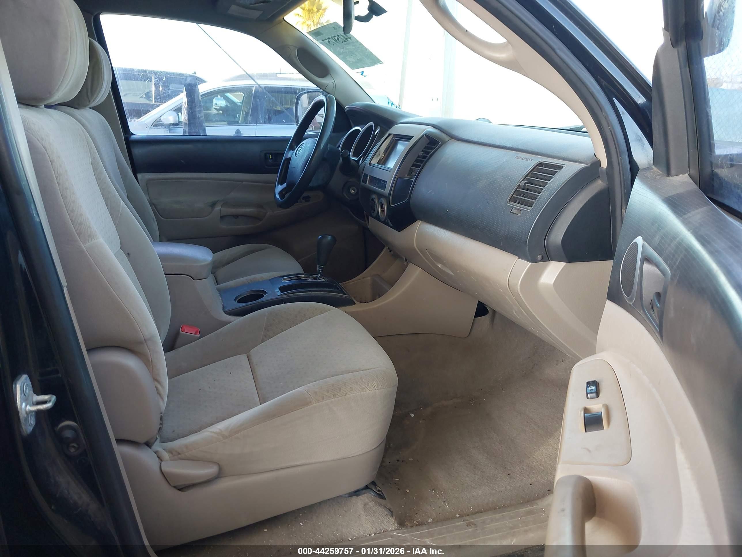 TOYOTA TACOMA image 5