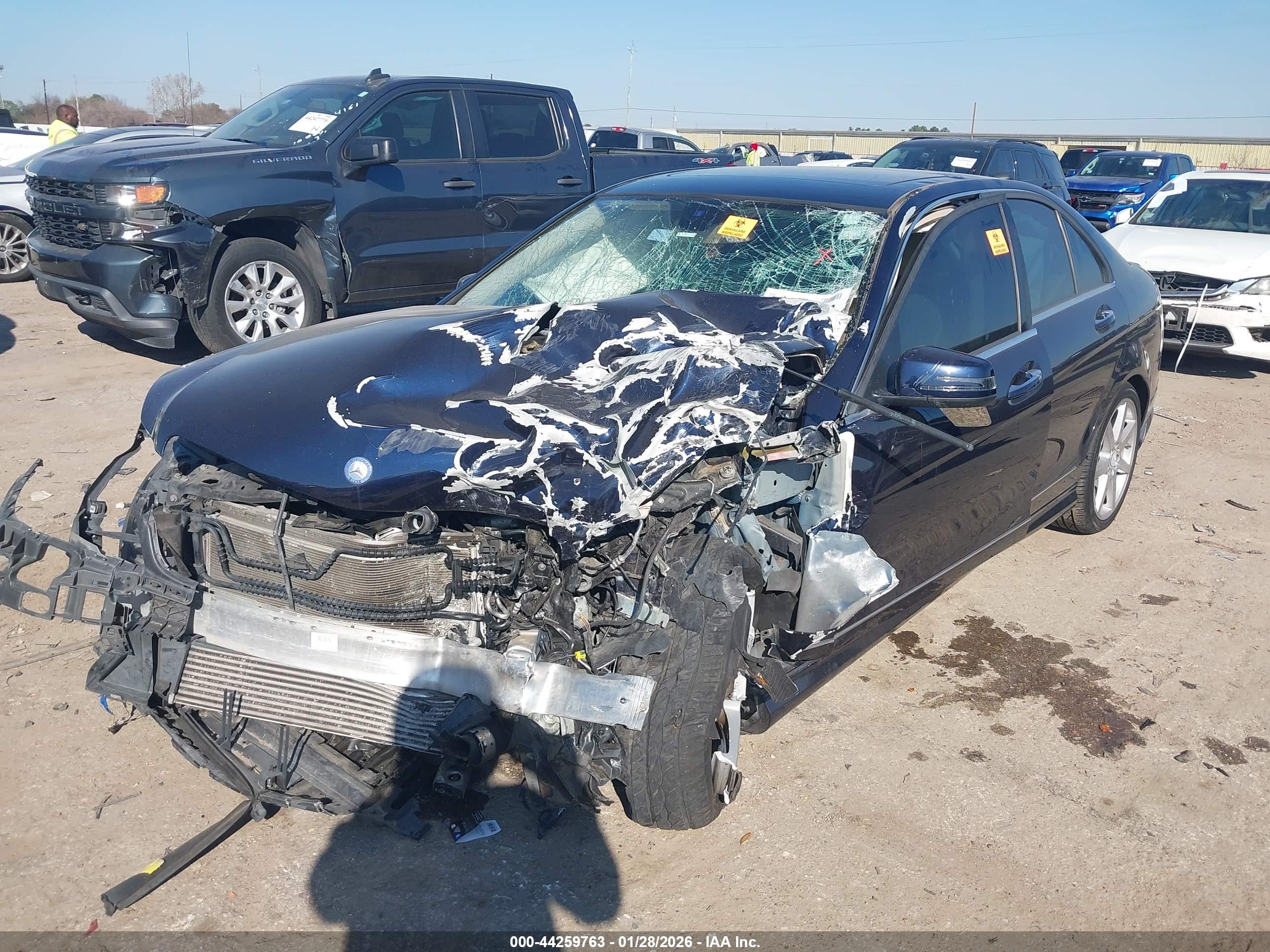 MERCEDES-BENZ C image 6