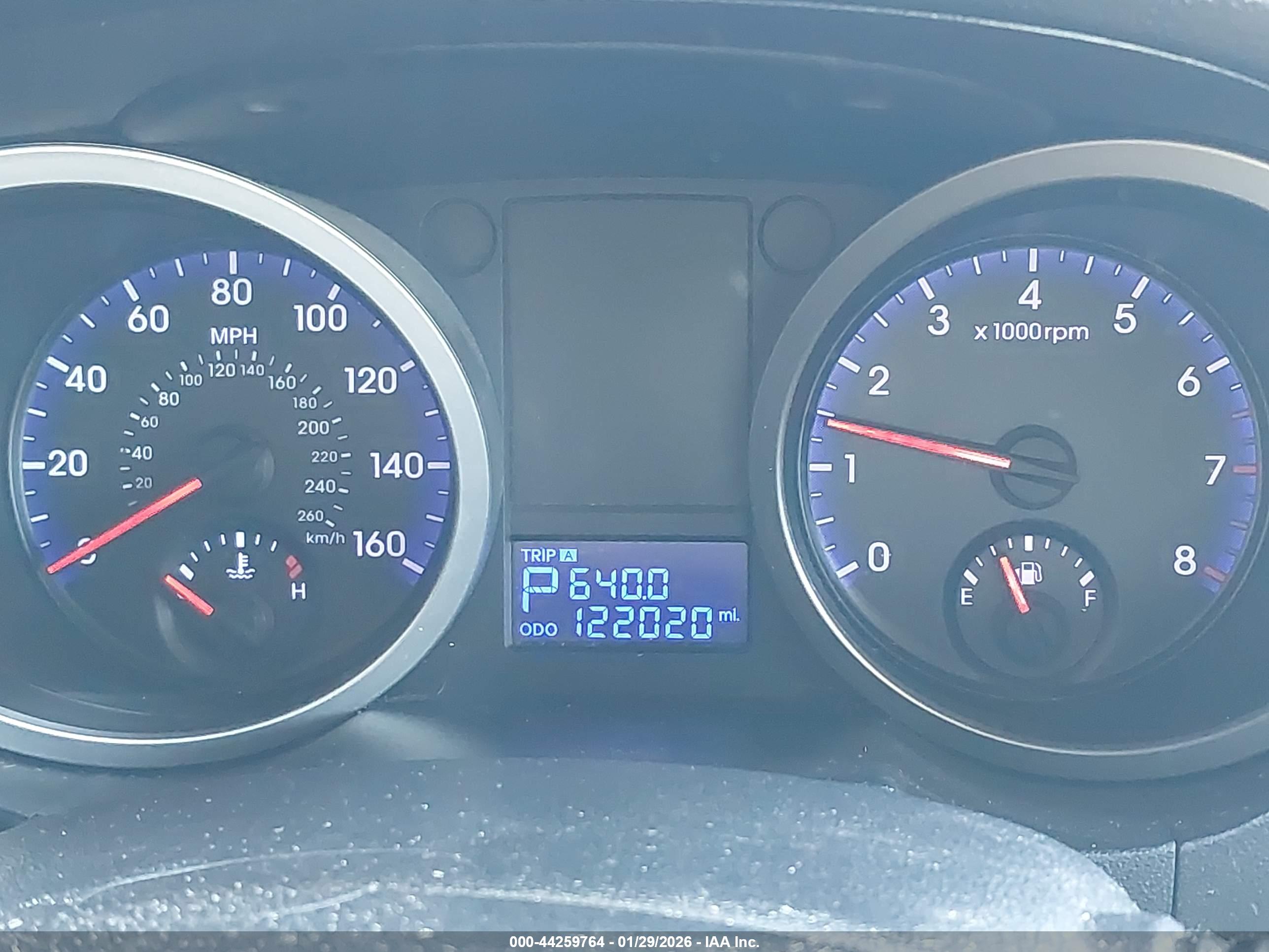 HYUNDAI GENESIS image 7