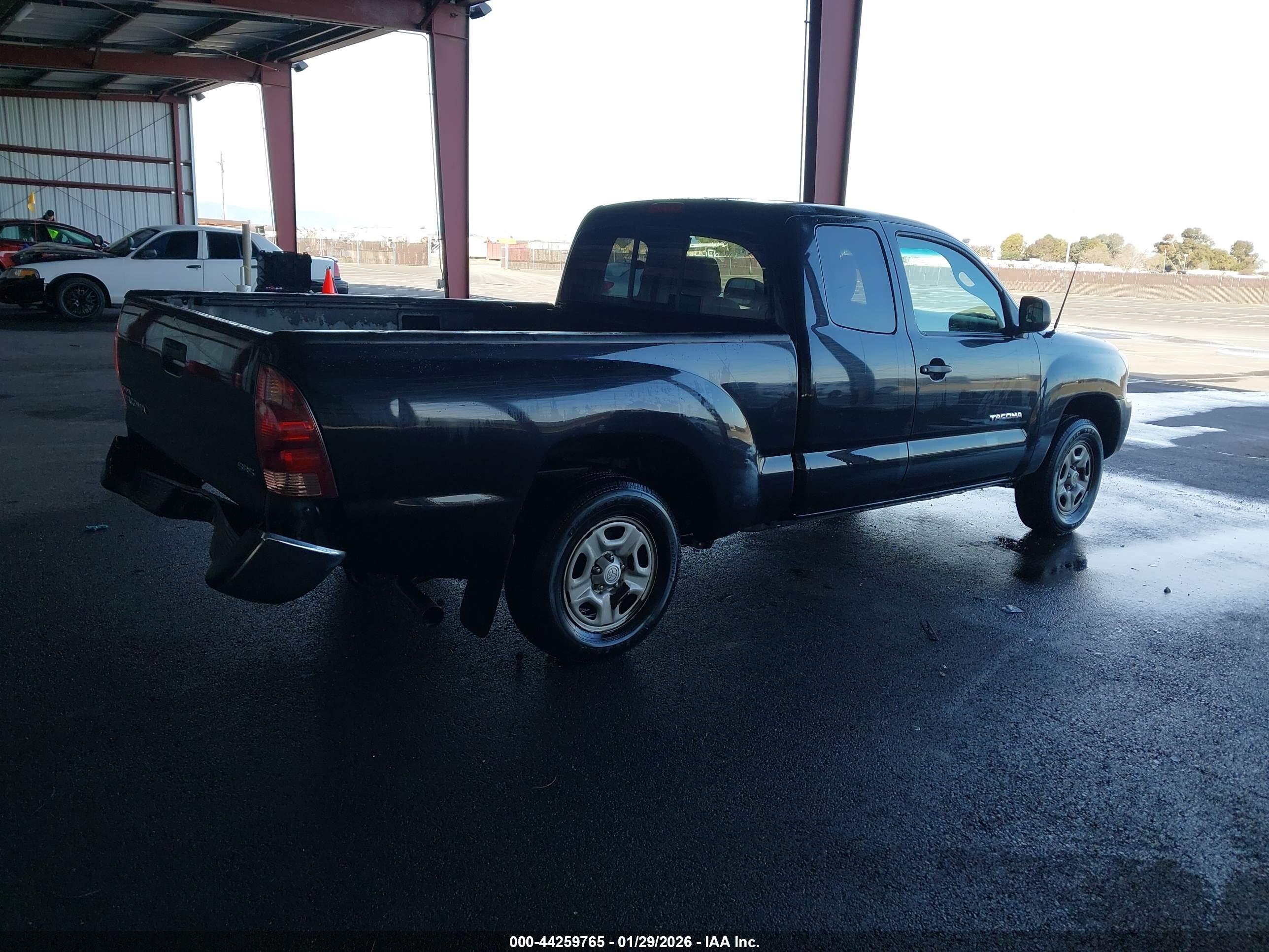 TOYOTA TACOMA image 4