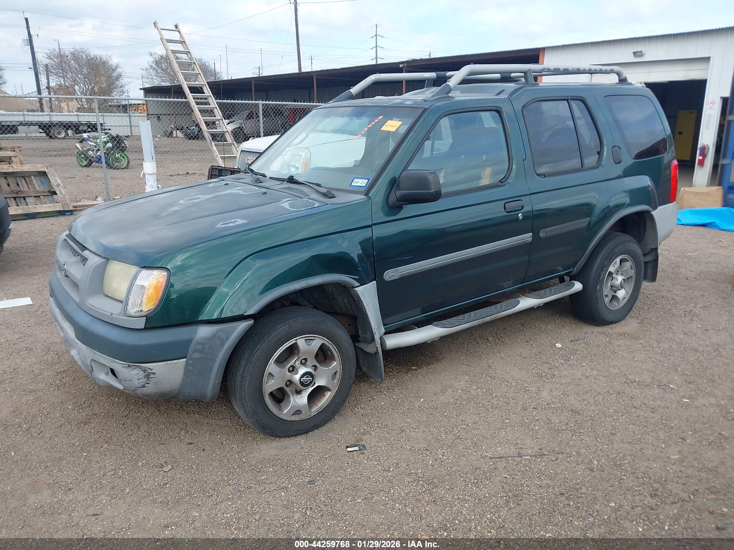 NISSAN XTERRA image 2
