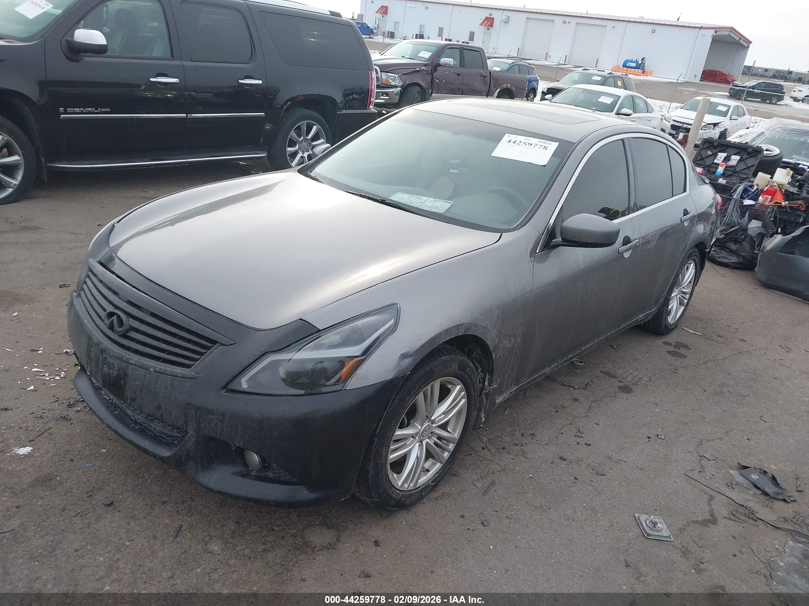 INFINITI G37X image 2