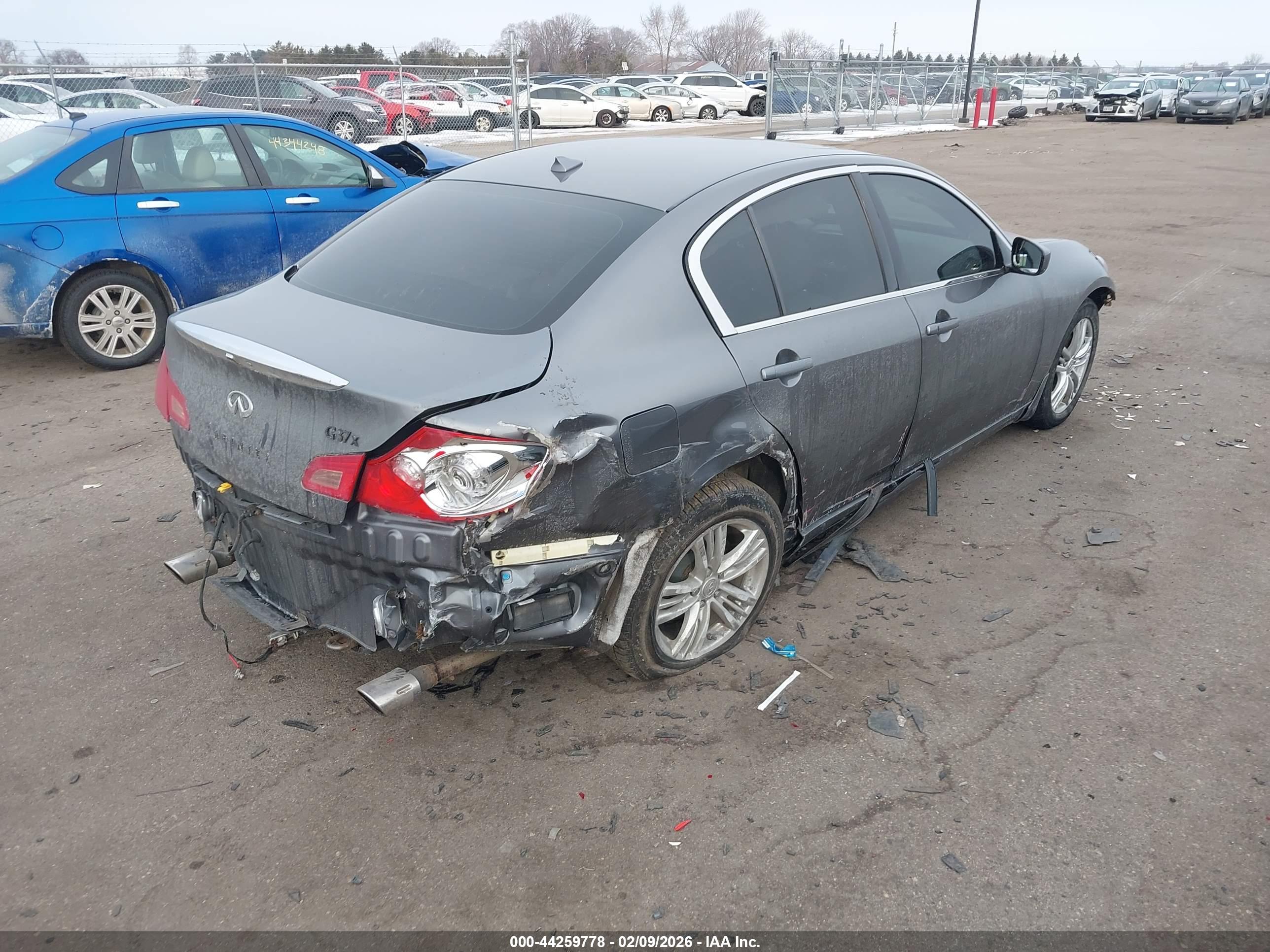 INFINITI G37X image 4