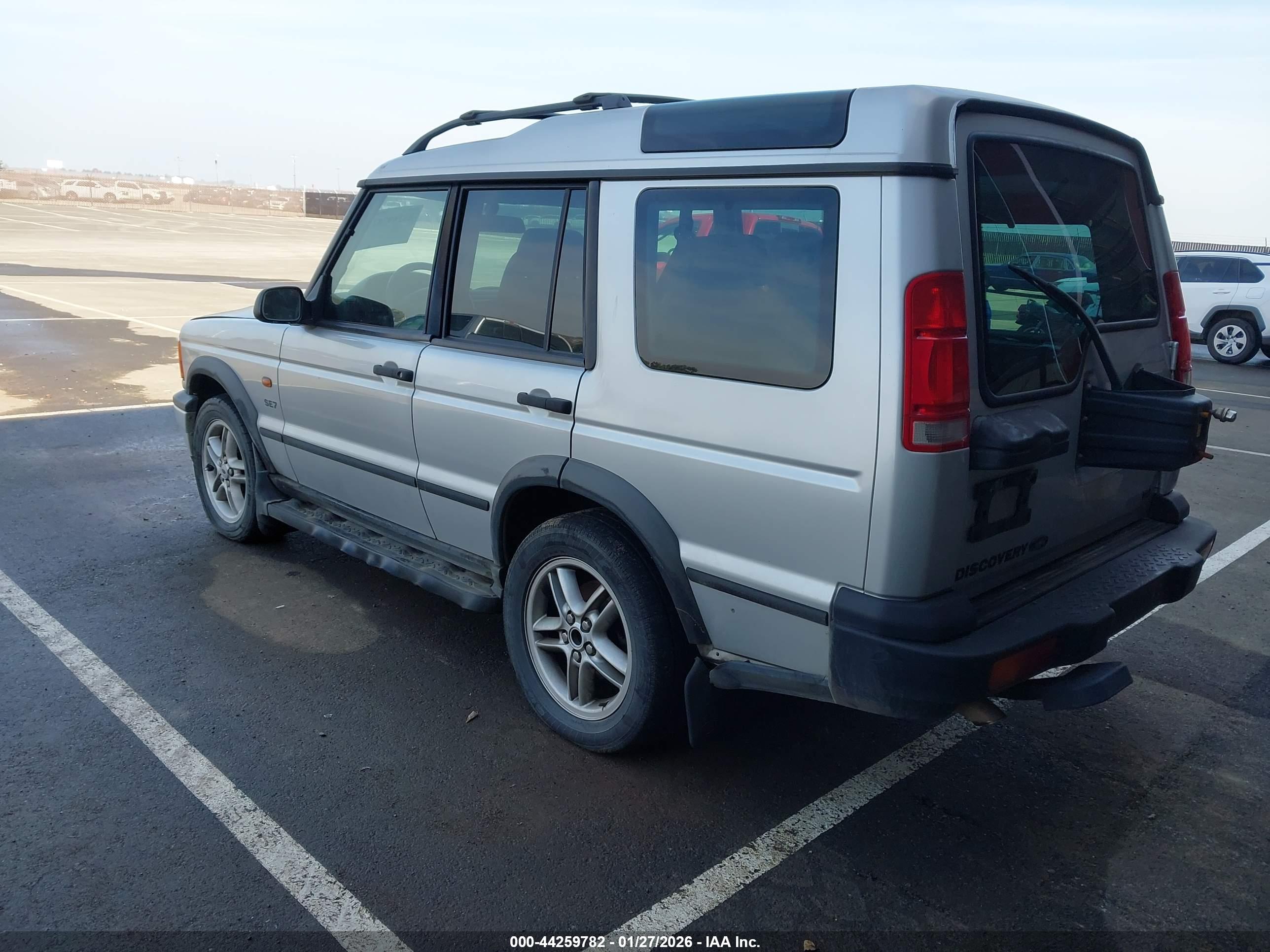 LAND ROVER image 3