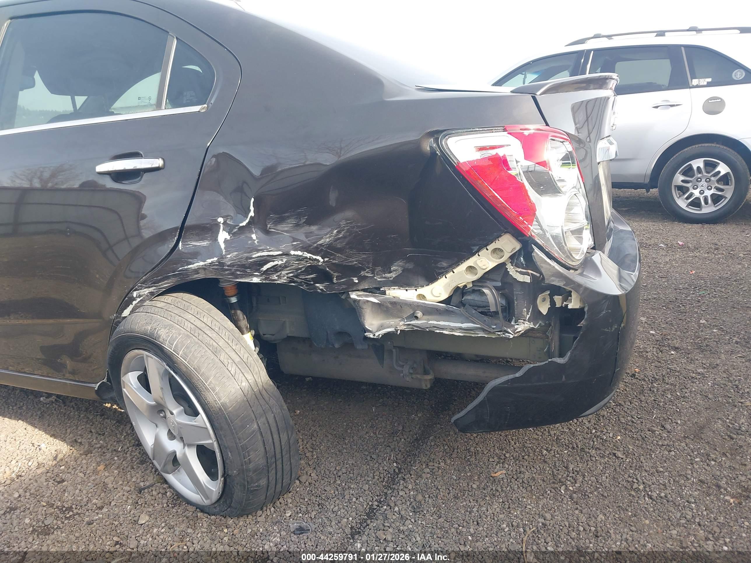 CHEVROLET SONIC image 6