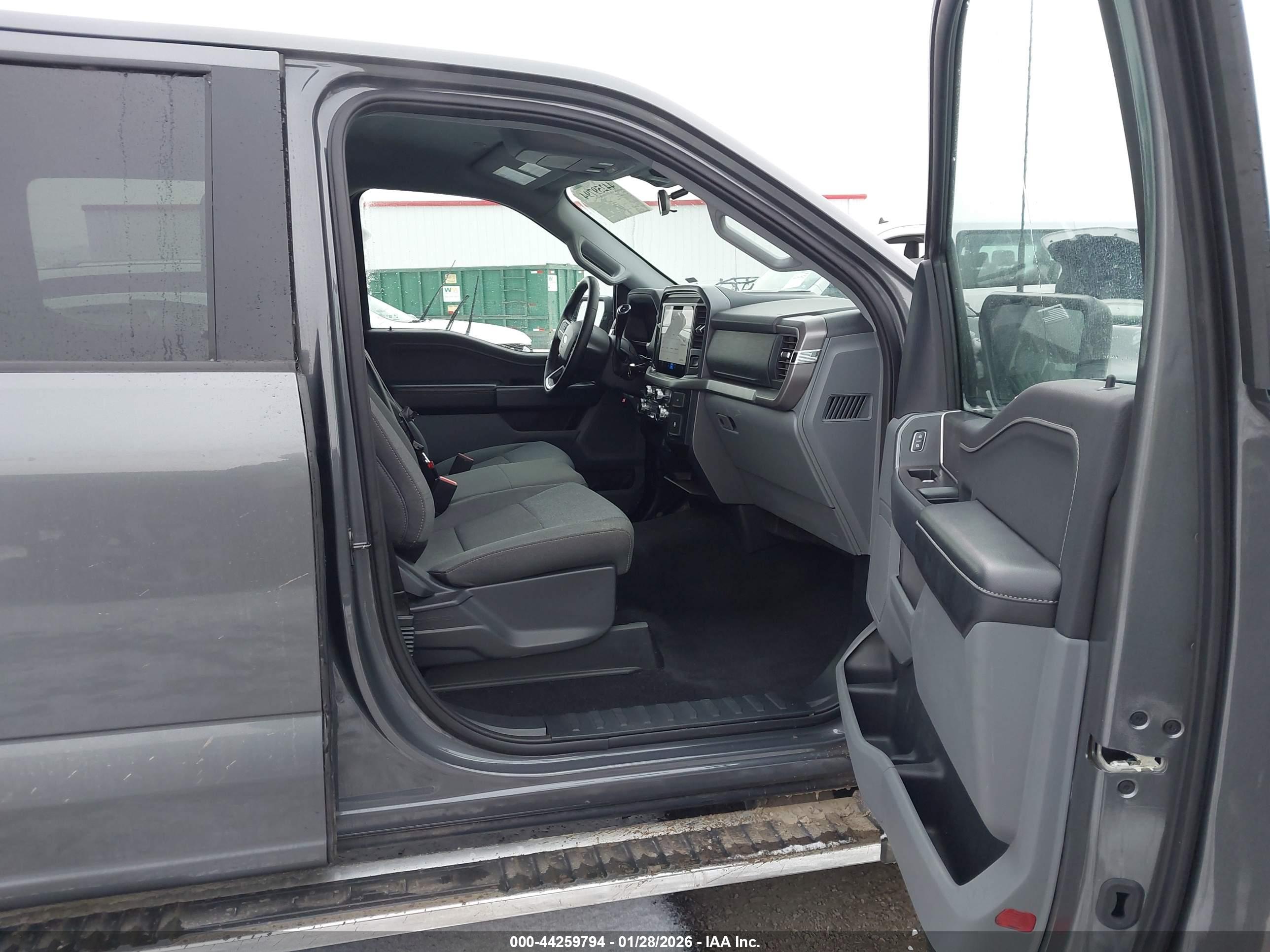 FORD F-150 image 5