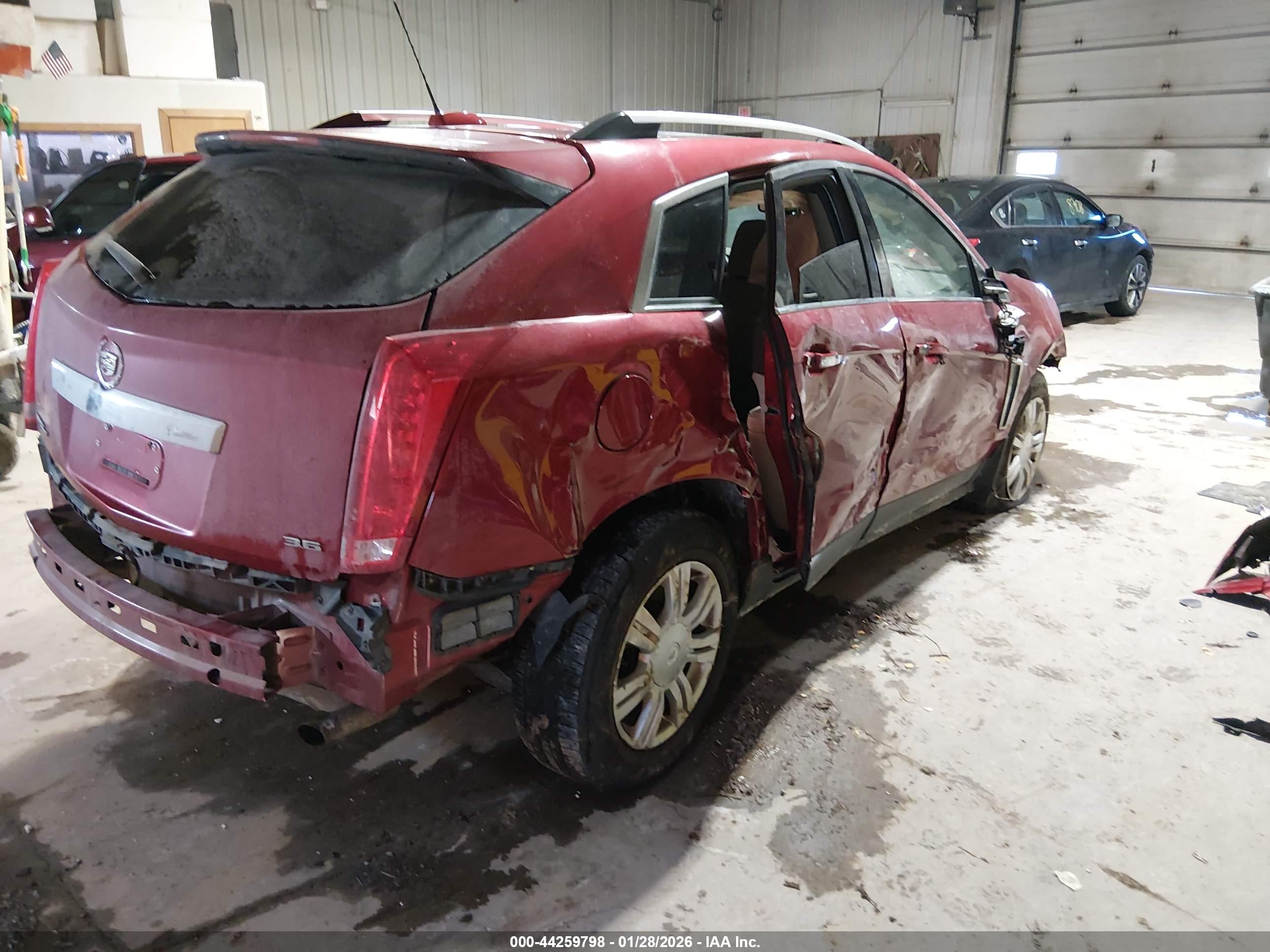 CADILLAC SRX image 4