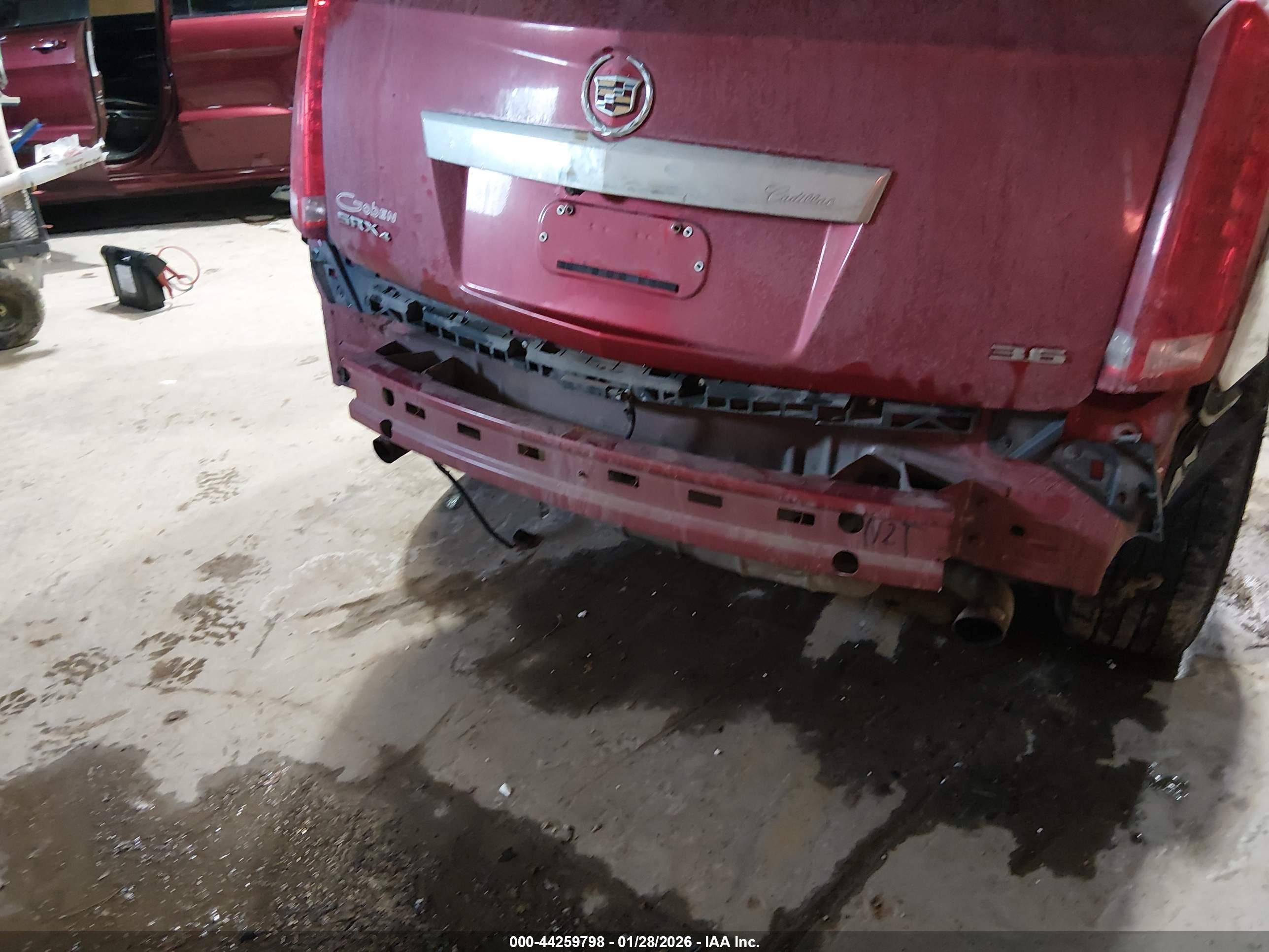CADILLAC SRX image 6