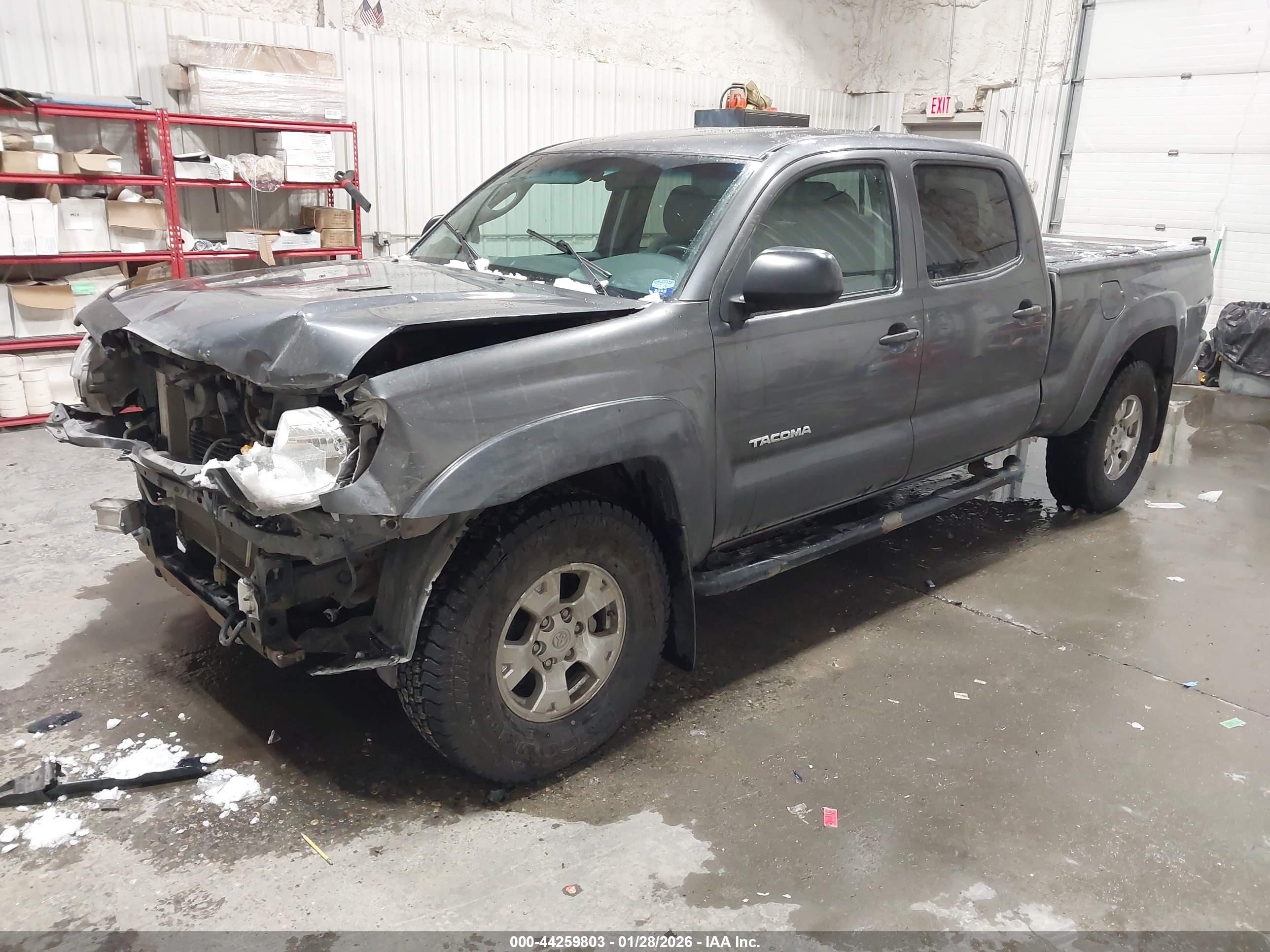 TOYOTA TACOMA image 2