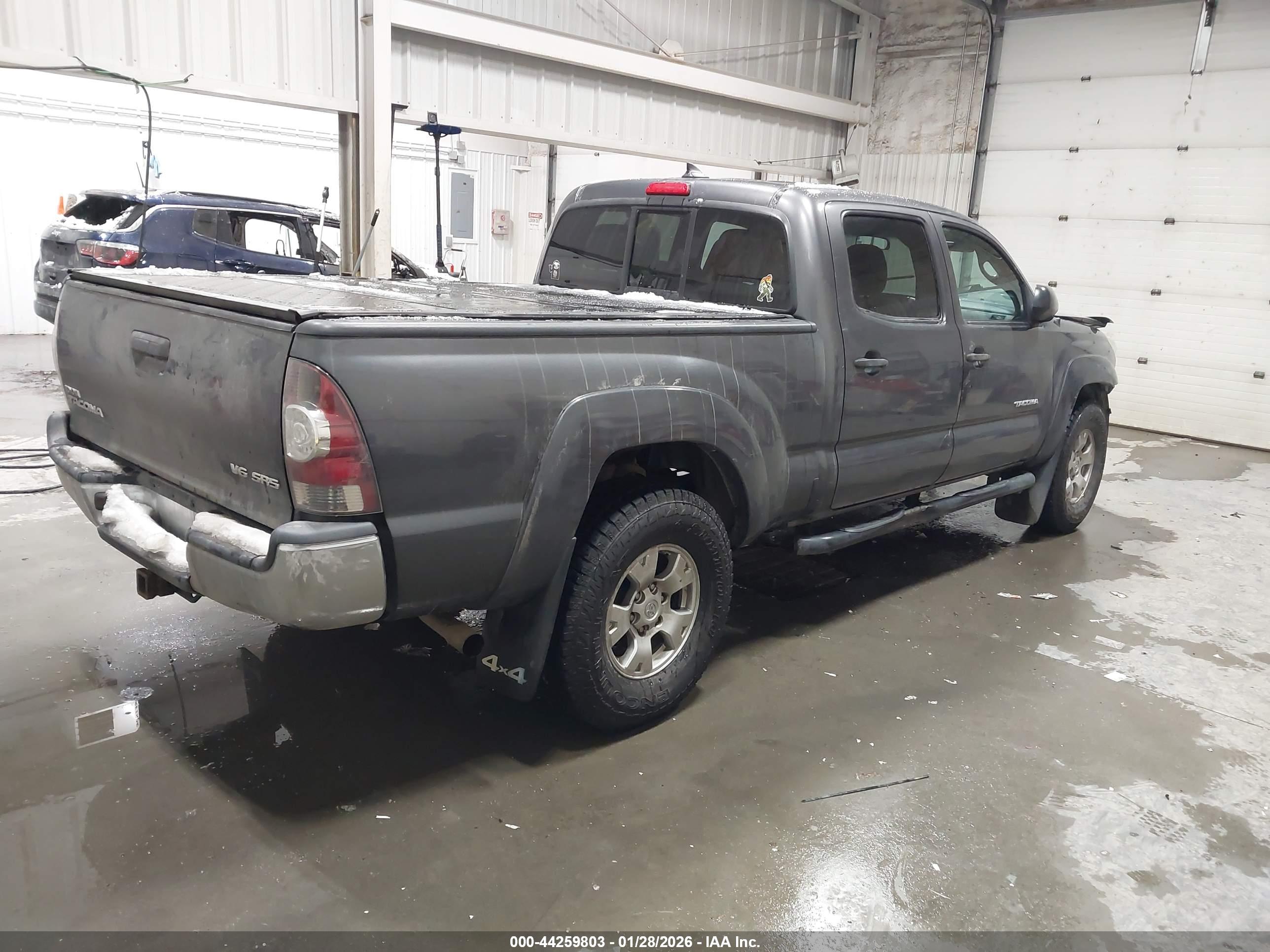 TOYOTA TACOMA image 4