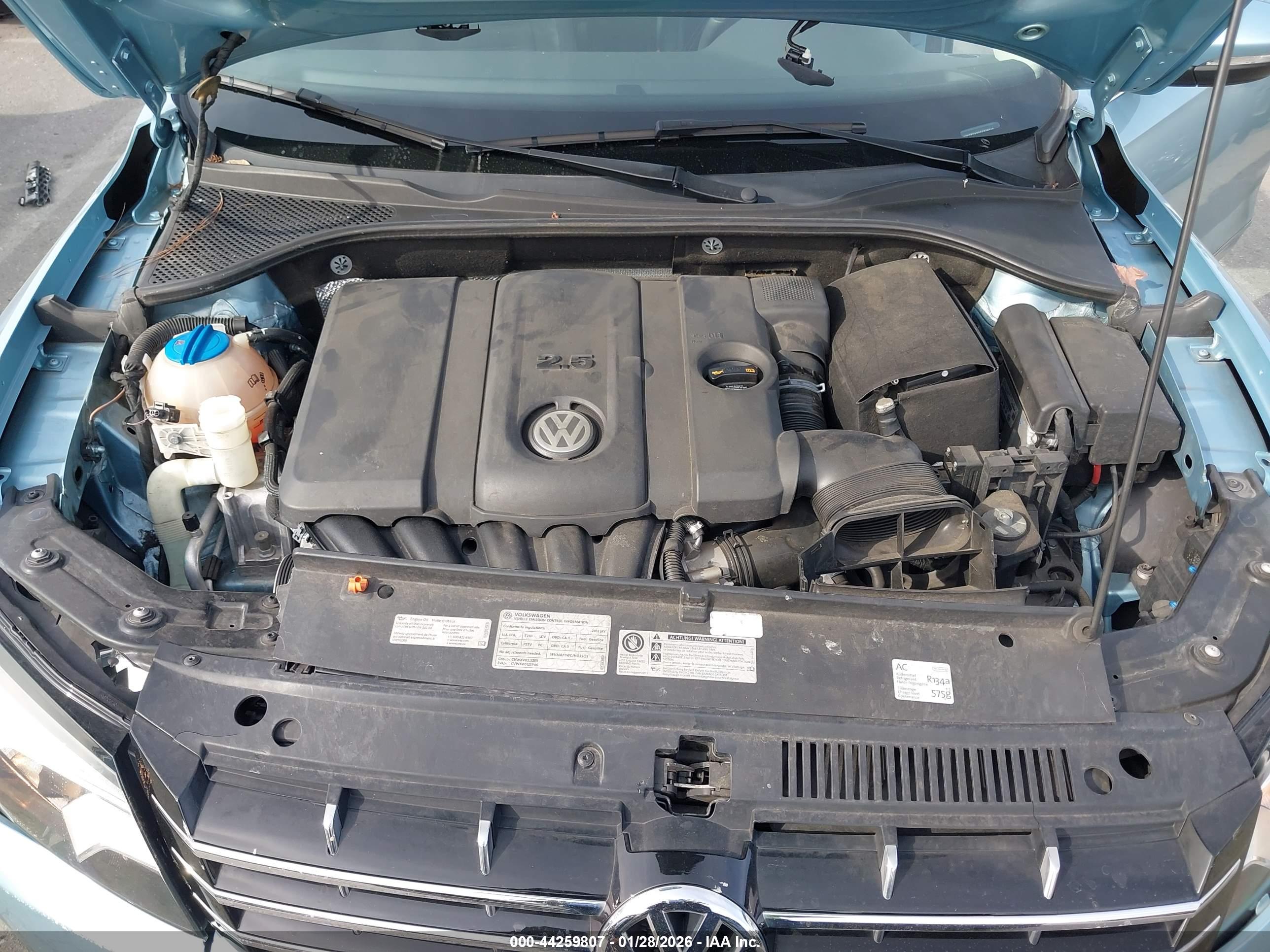 VOLKSWAGEN PASSAT image 10
